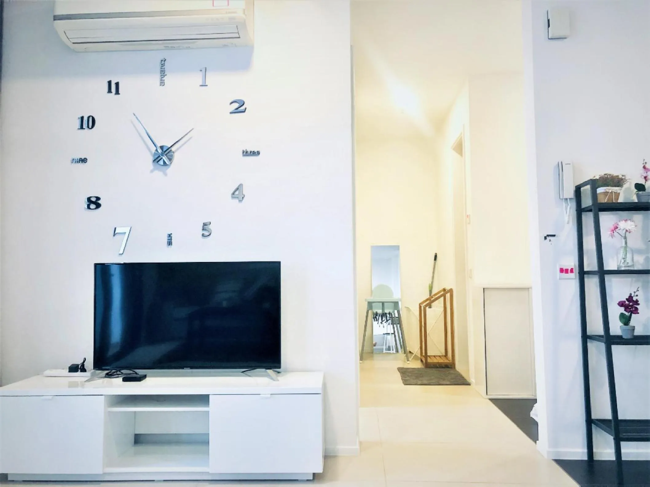 TV and multimedia in ARCORIS, MONT KIARA by MK HOME