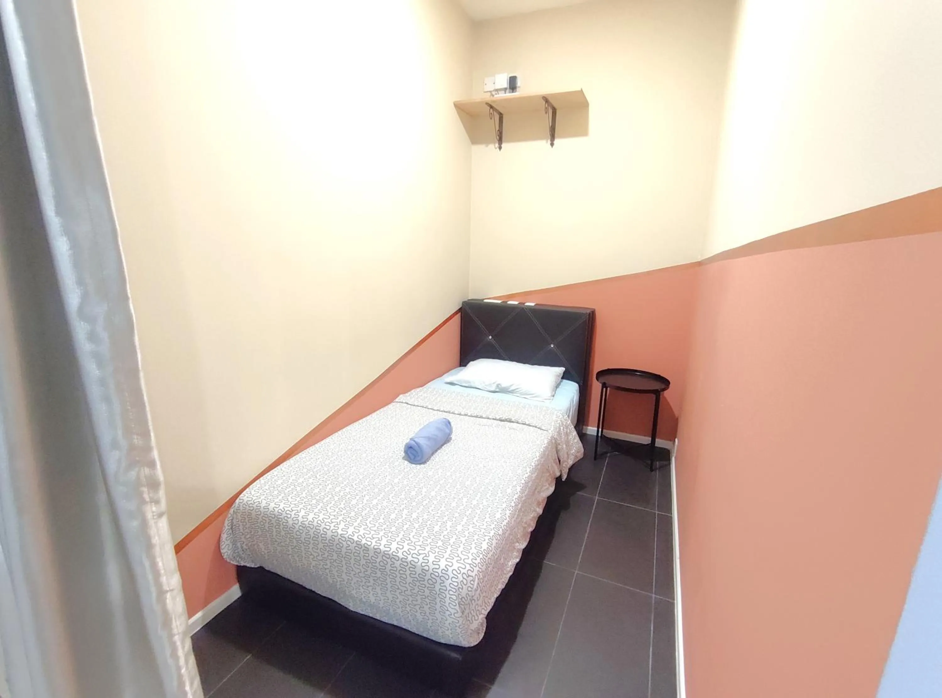 Bed in ARCORIS, MONT KIARA by MK HOME