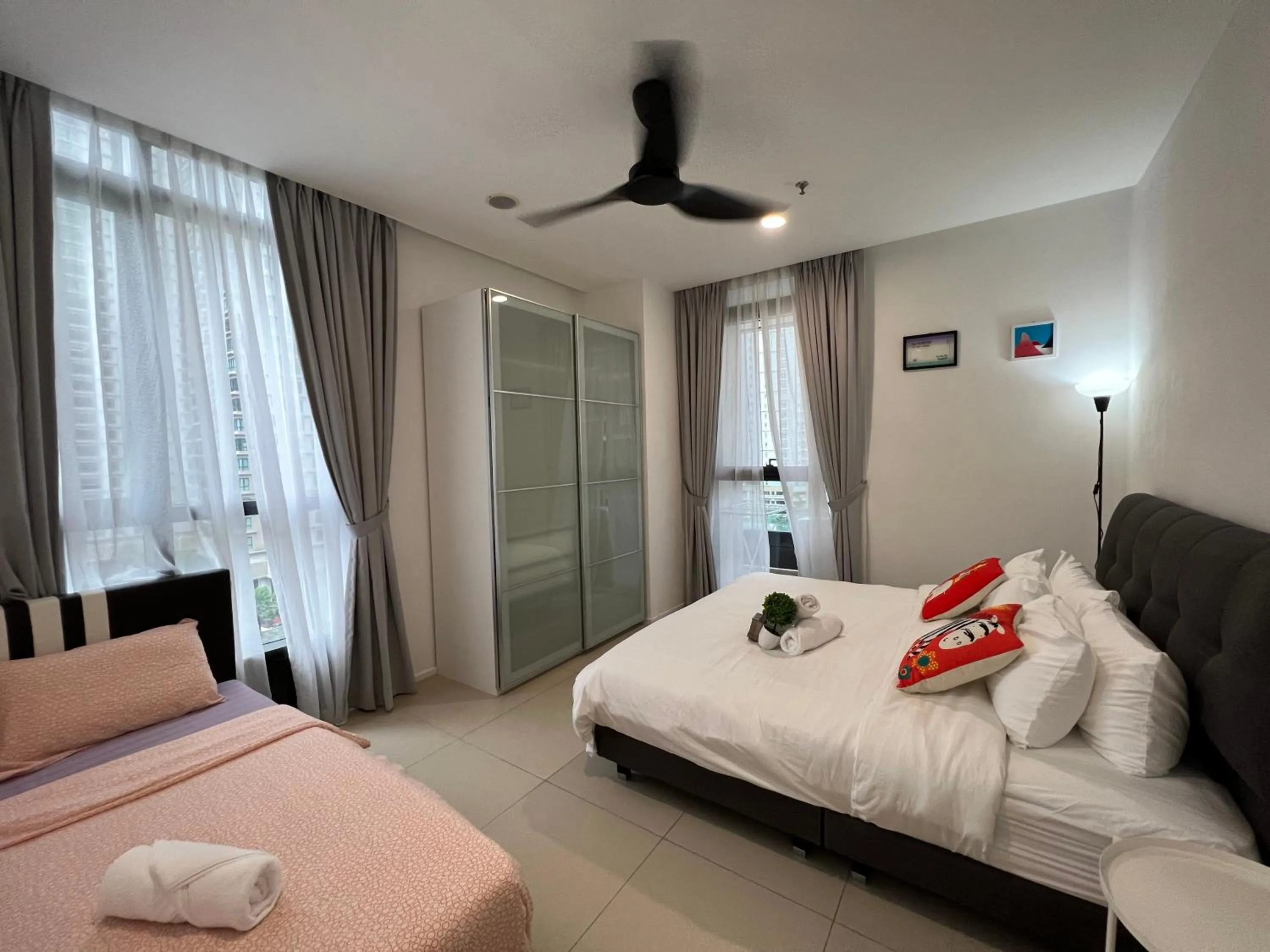 Bed in ARCORIS, MONT KIARA by MK HOME