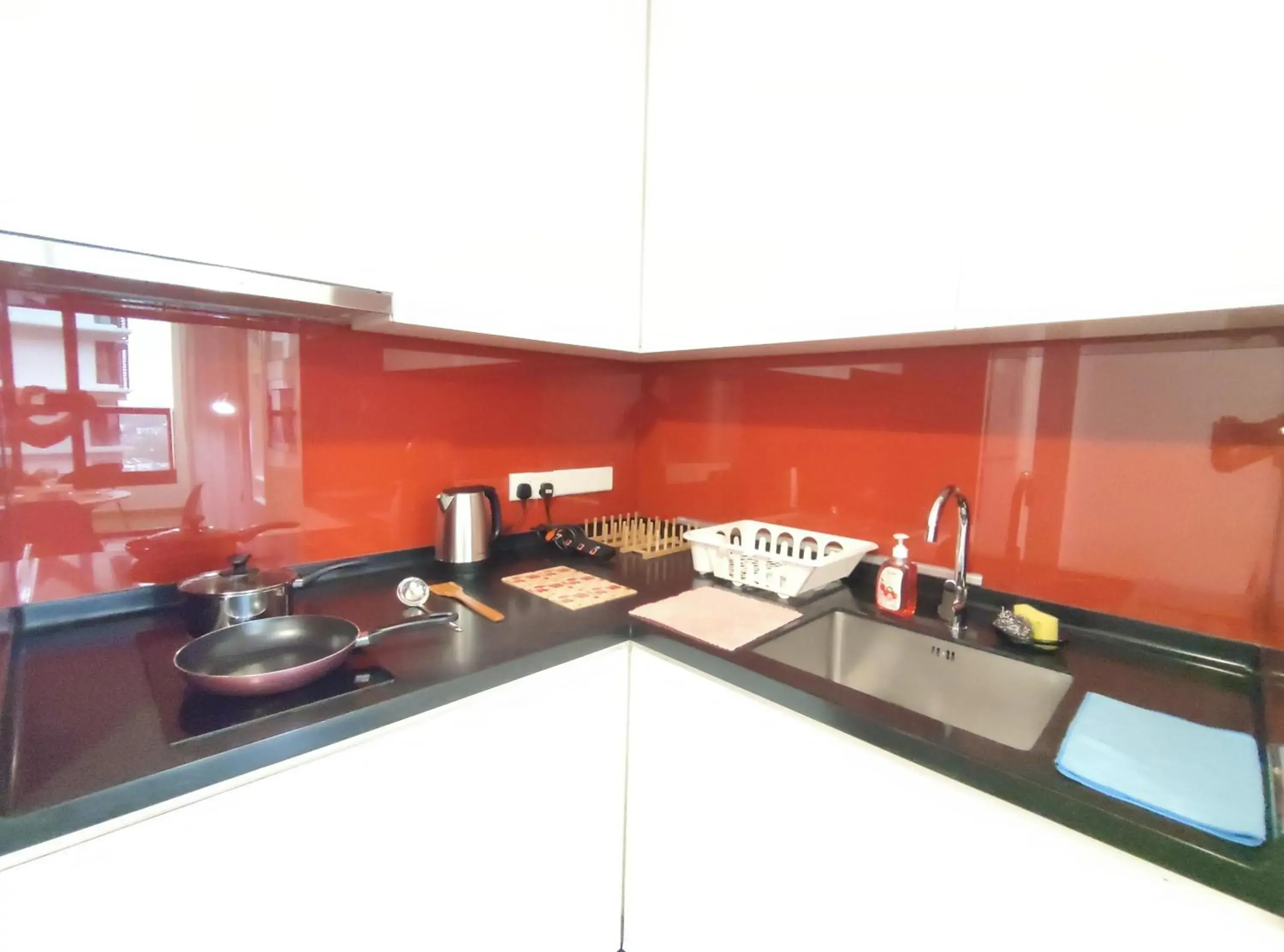 Kitchen/Kitchenette in ARCORIS, MONT KIARA