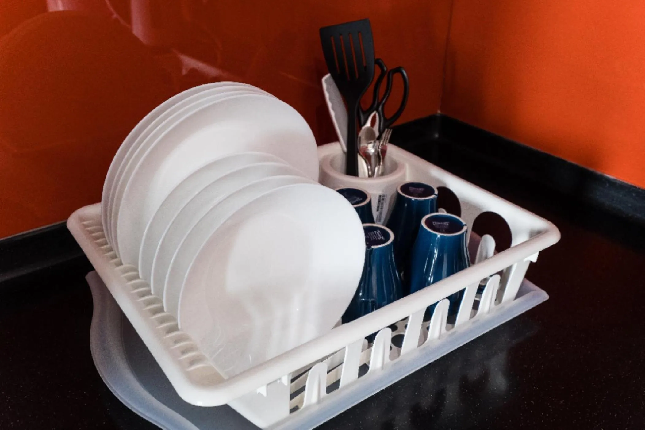 Kitchen or kitchenette in ARCORIS, MONT KIARA by MK HOME