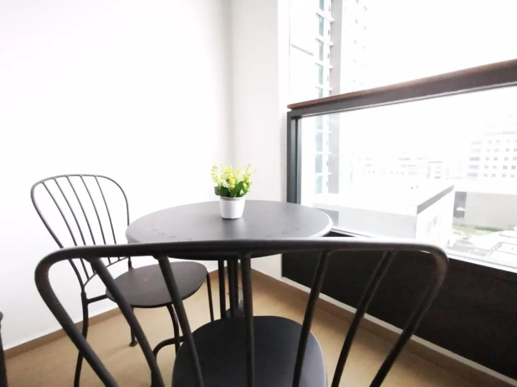 ARCORIS, MONT KIARA by MK HOME