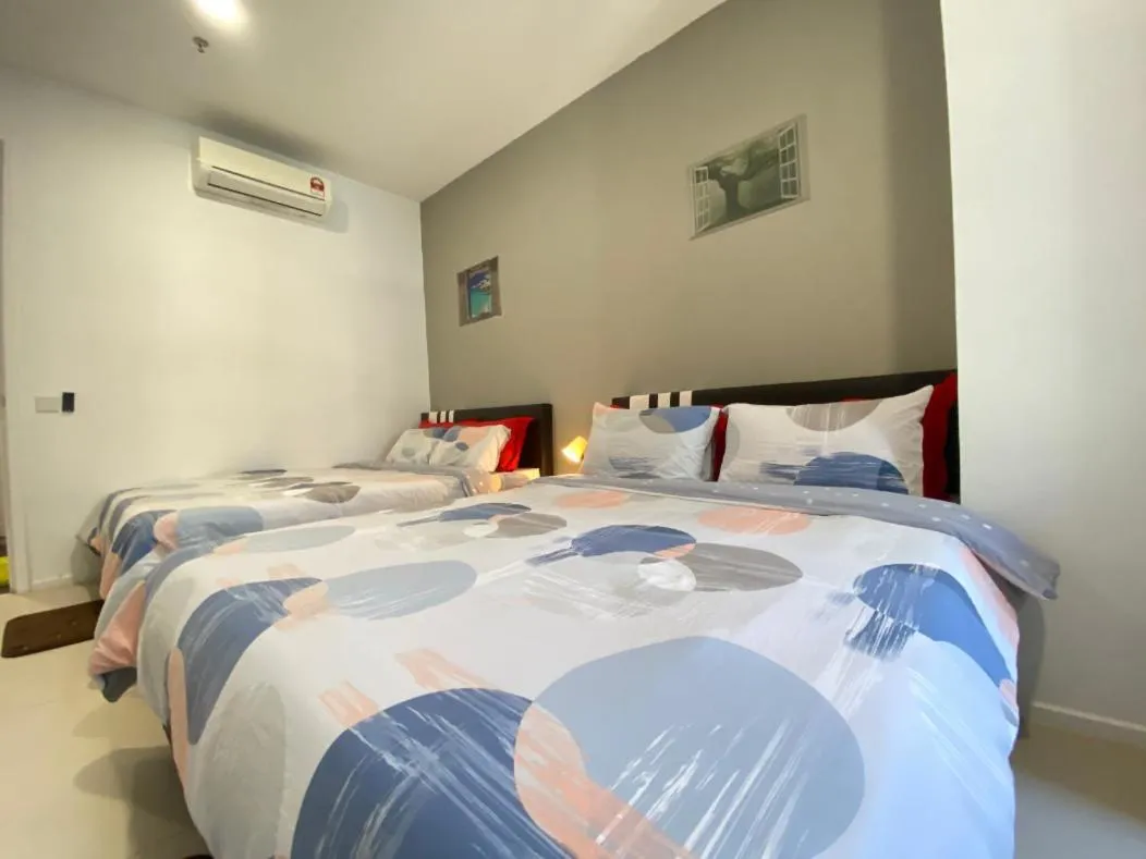 Bed in ARCORIS, MONT KIARA by MK HOME