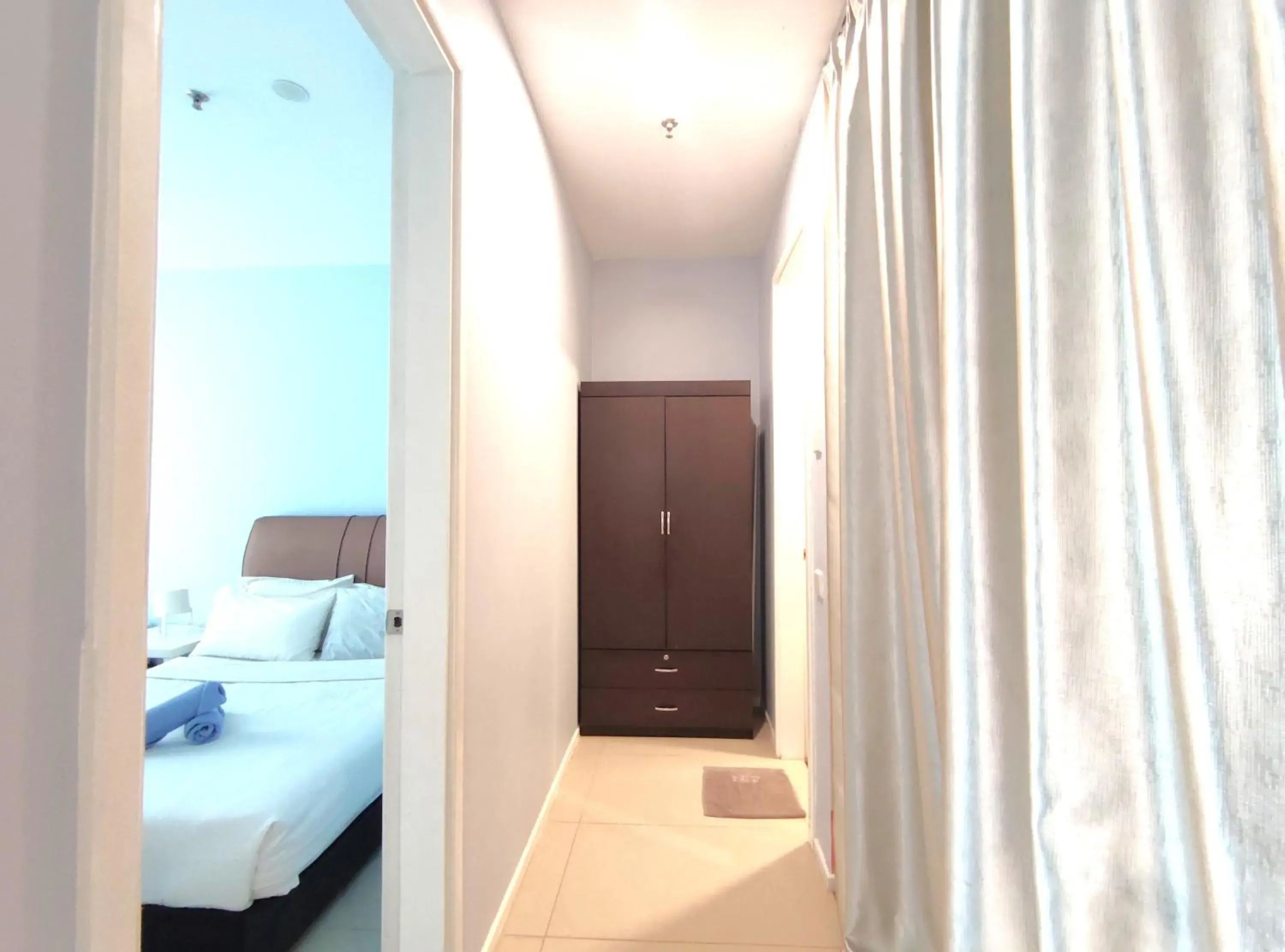 wardrobe, Bathroom in ARCORIS, MONT KIARA