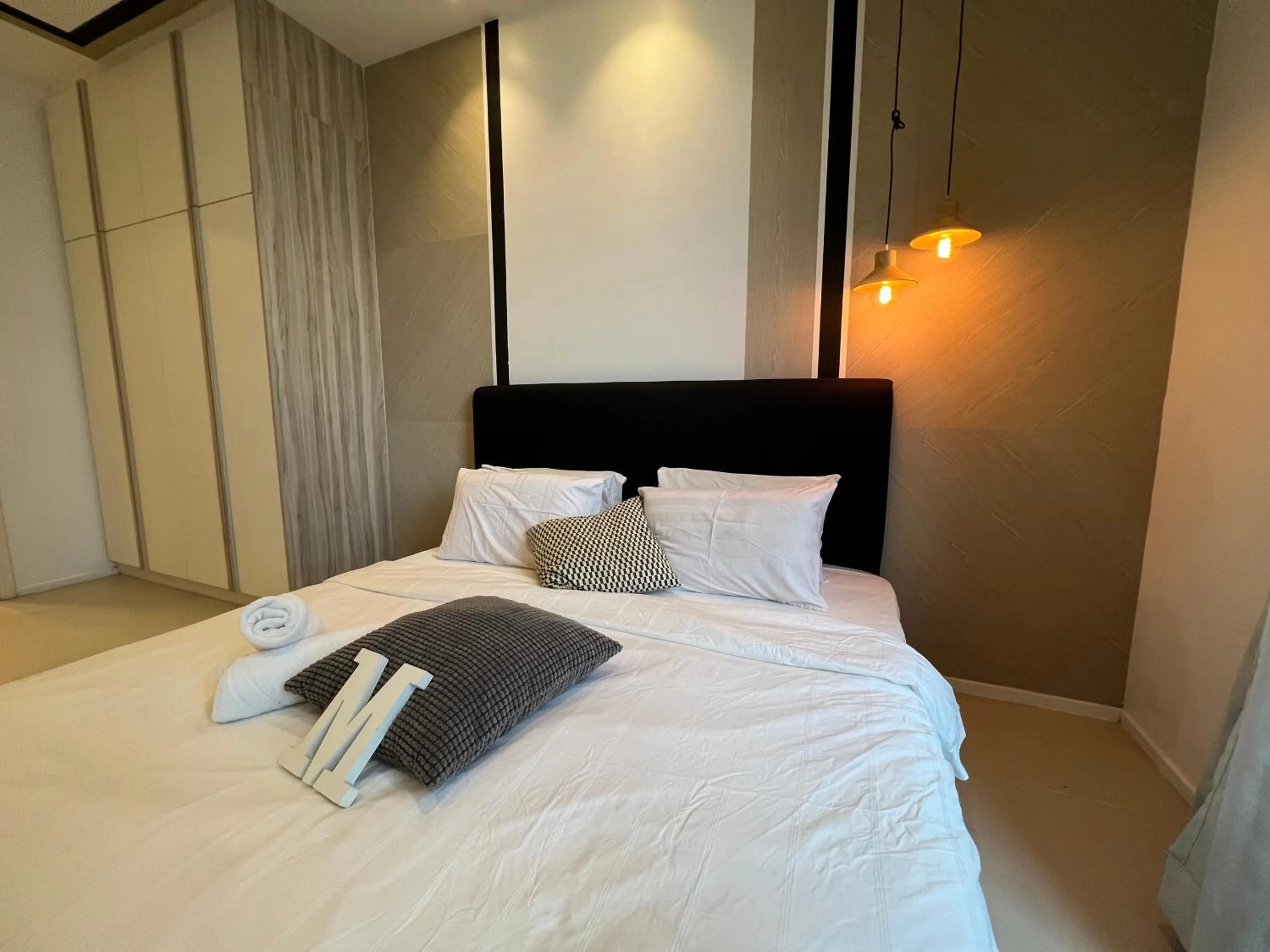 Bed in ARCORIS, MONT KIARA by MK HOME