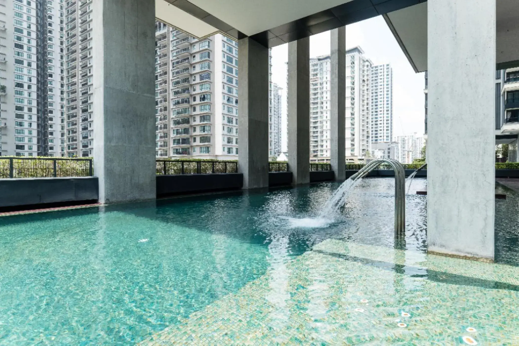 Swimming Pool in ARCORIS, MONT KIARA