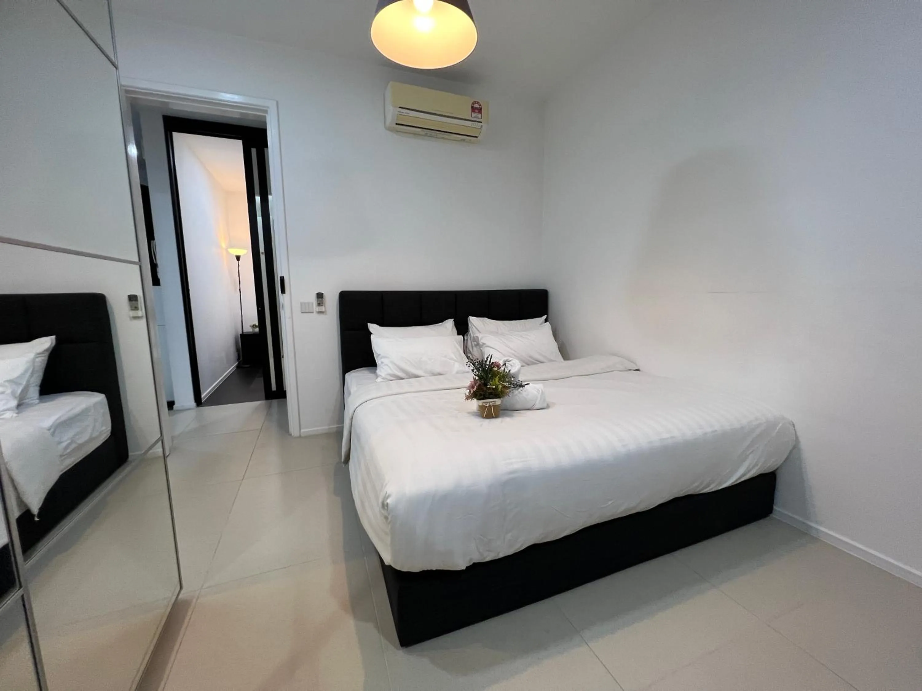 Bed in ARCORIS, MONT KIARA by MK HOME