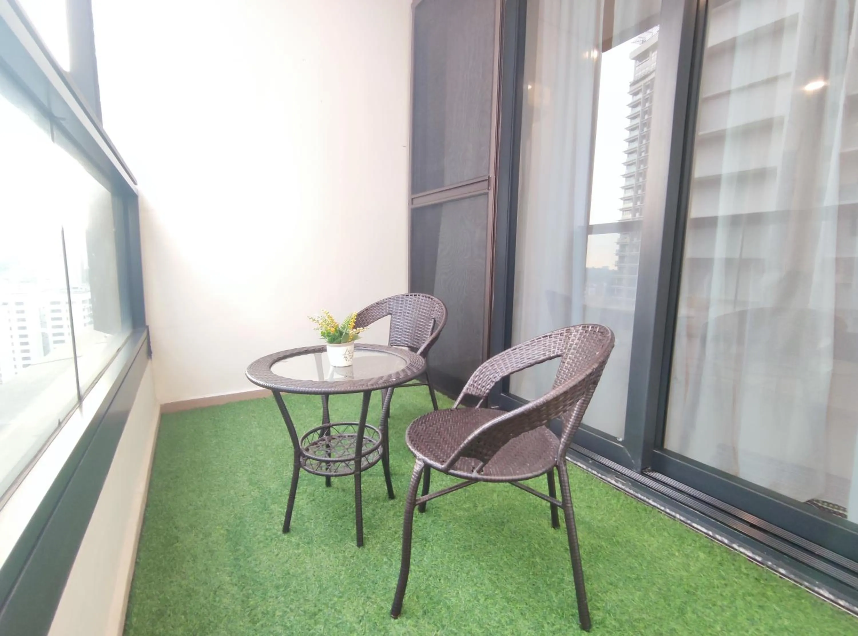 ARCORIS, MONT KIARA by MK HOME