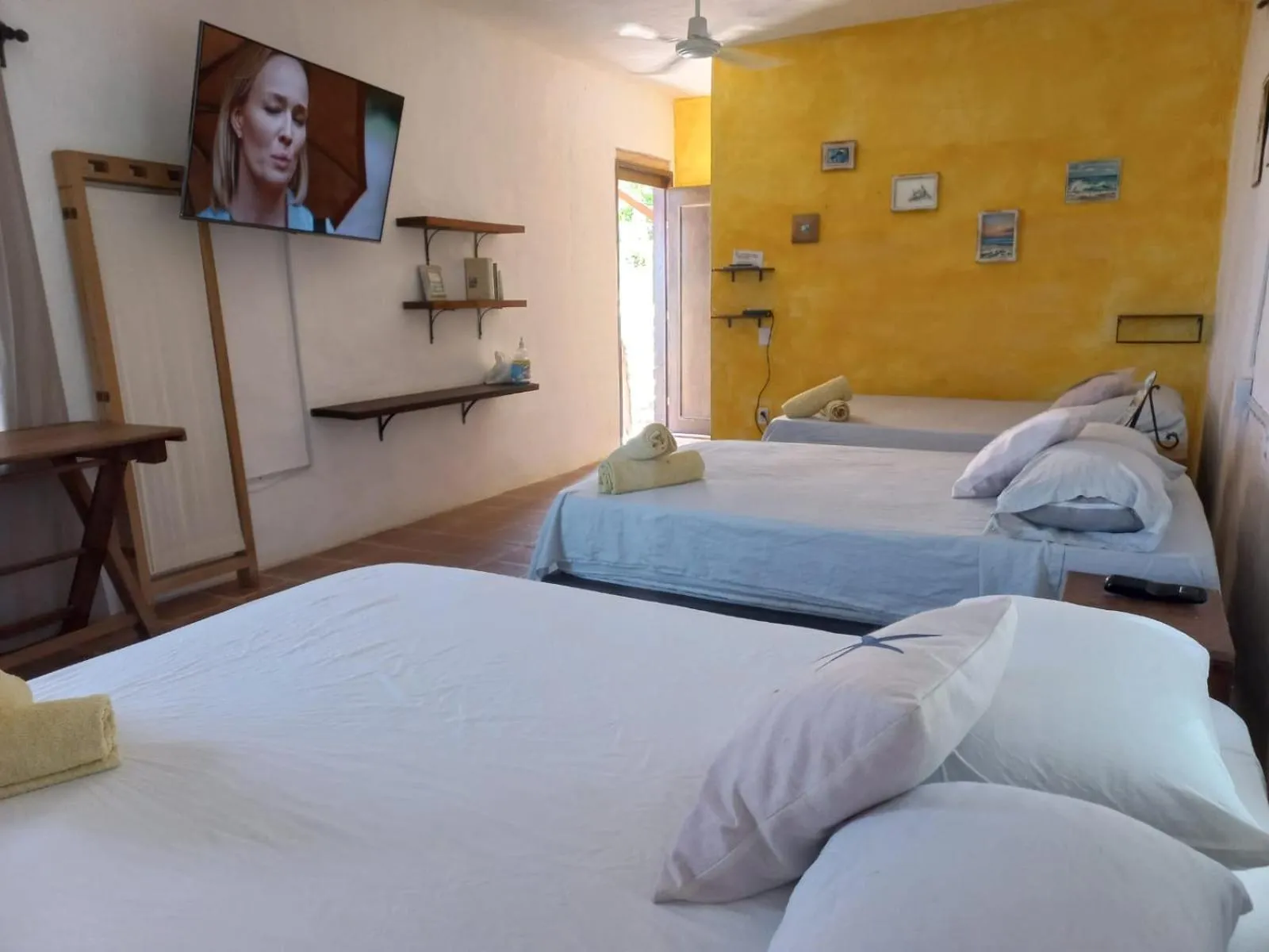 Bed in Hotel Quinto Sol