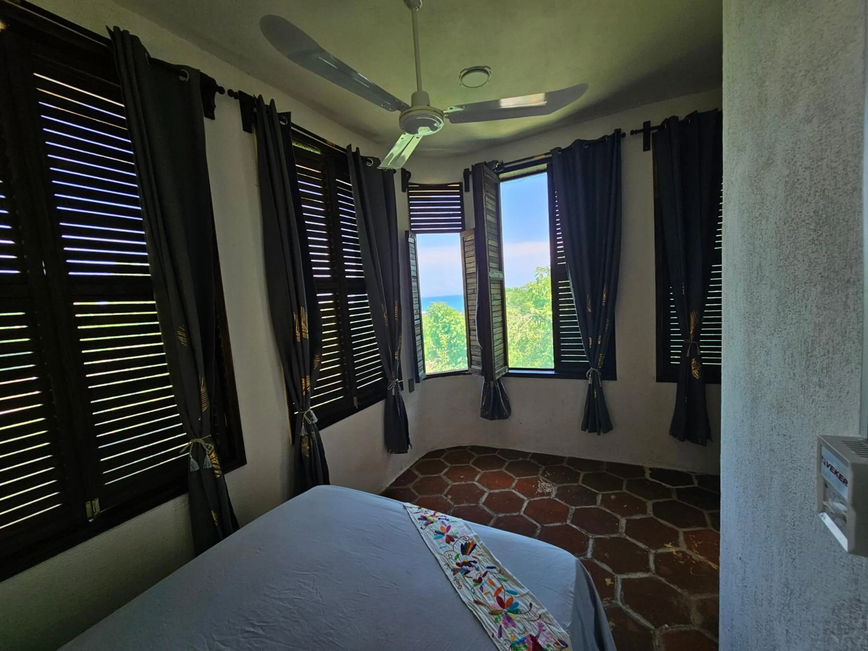 Bed in Hotel Quinto Sol