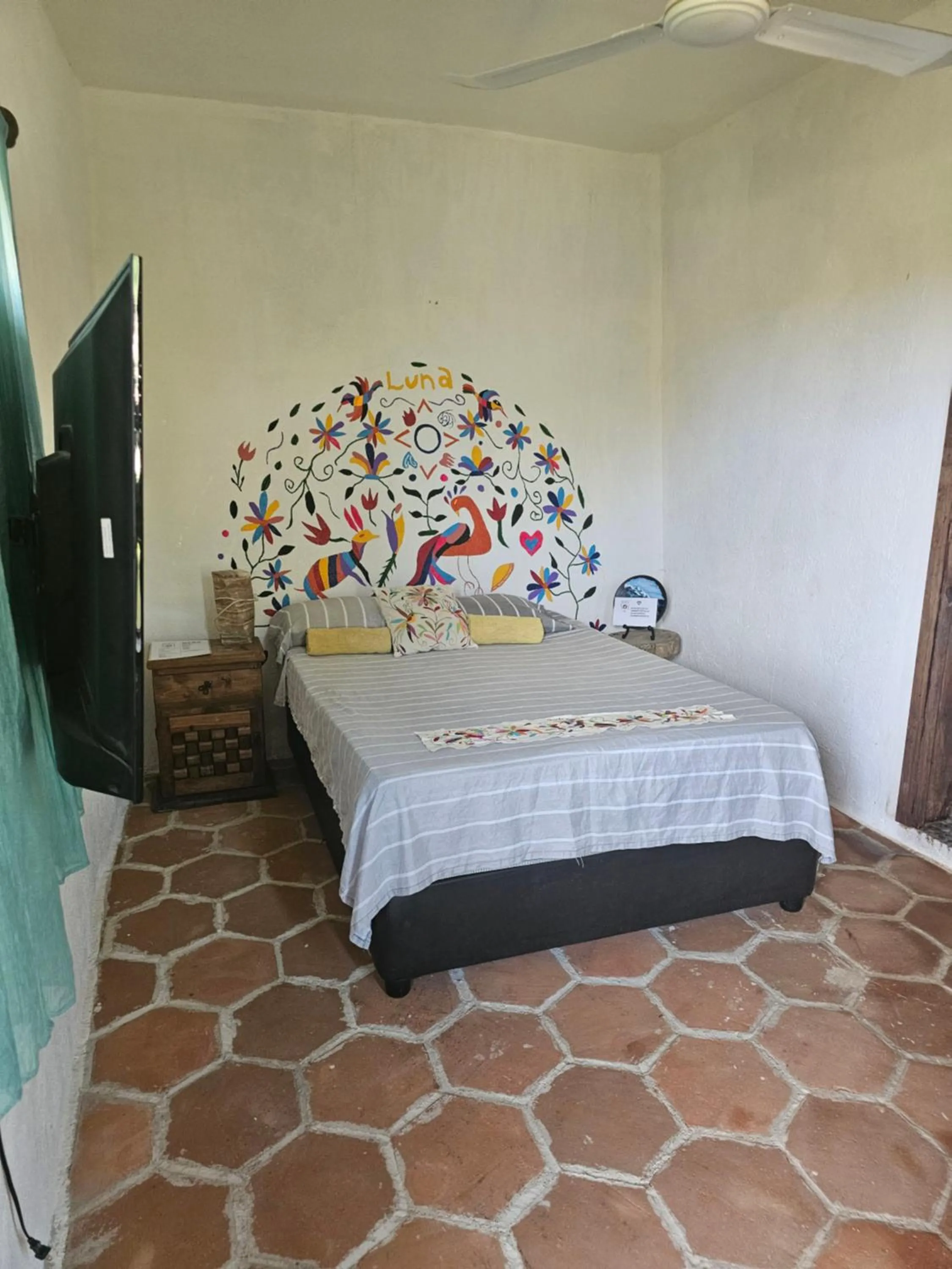 Bed in Hotel Quinto Sol