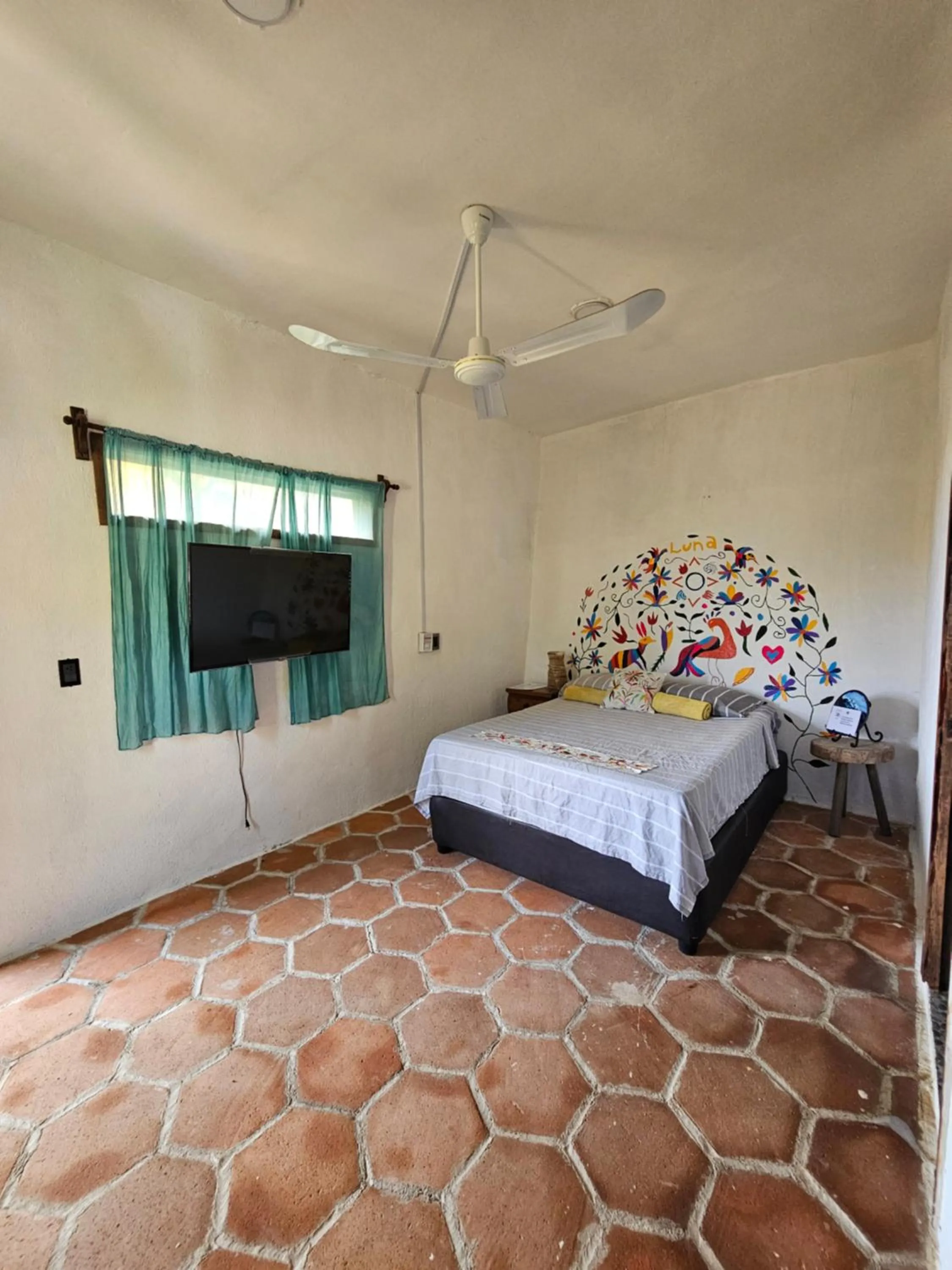 Bed in Hotel Quinto Sol