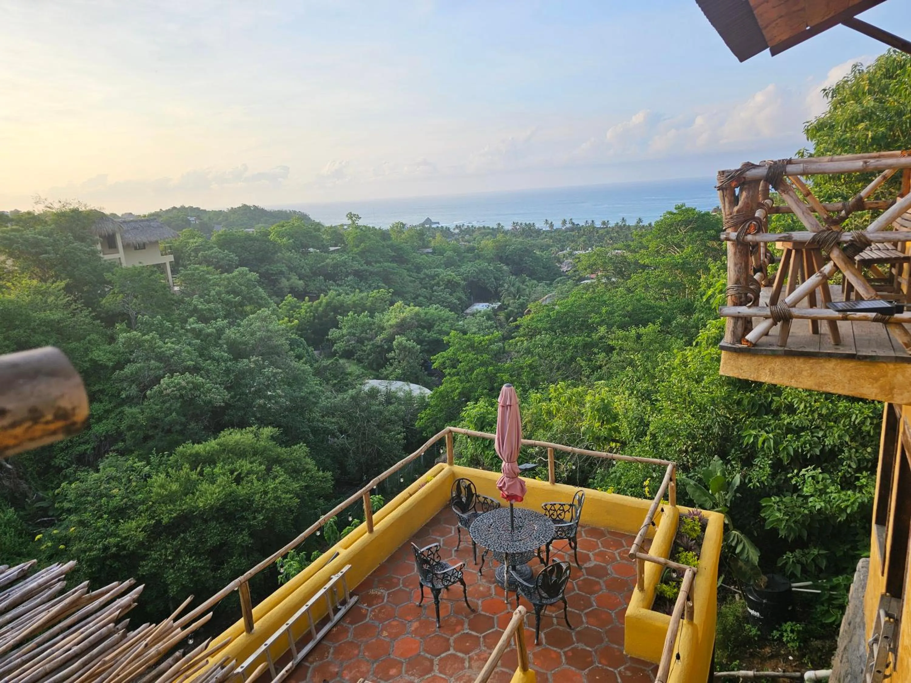 Balcony/Terrace in Hotel Quinto Sol