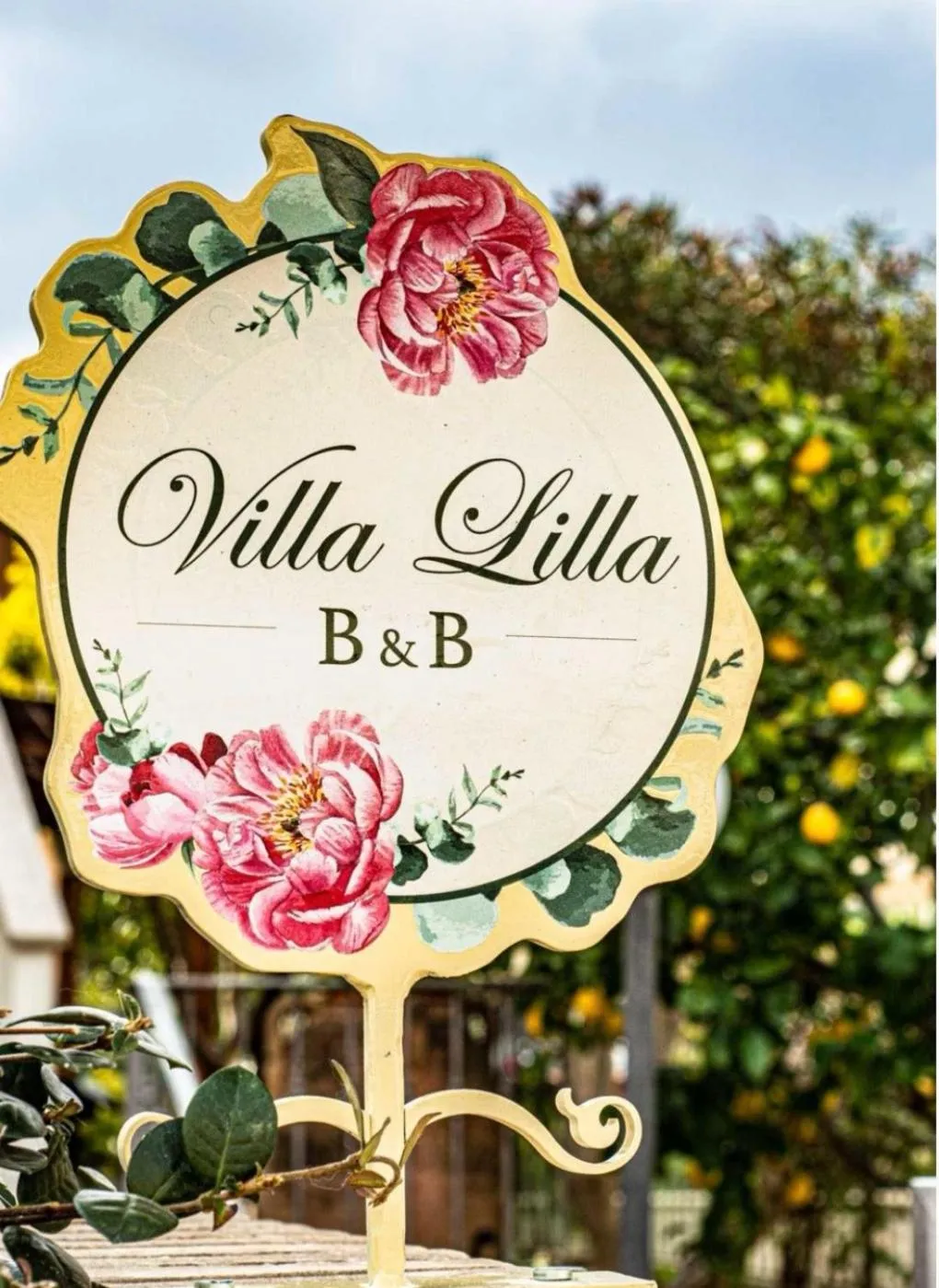 Property logo or sign in B&B Villa Lilla