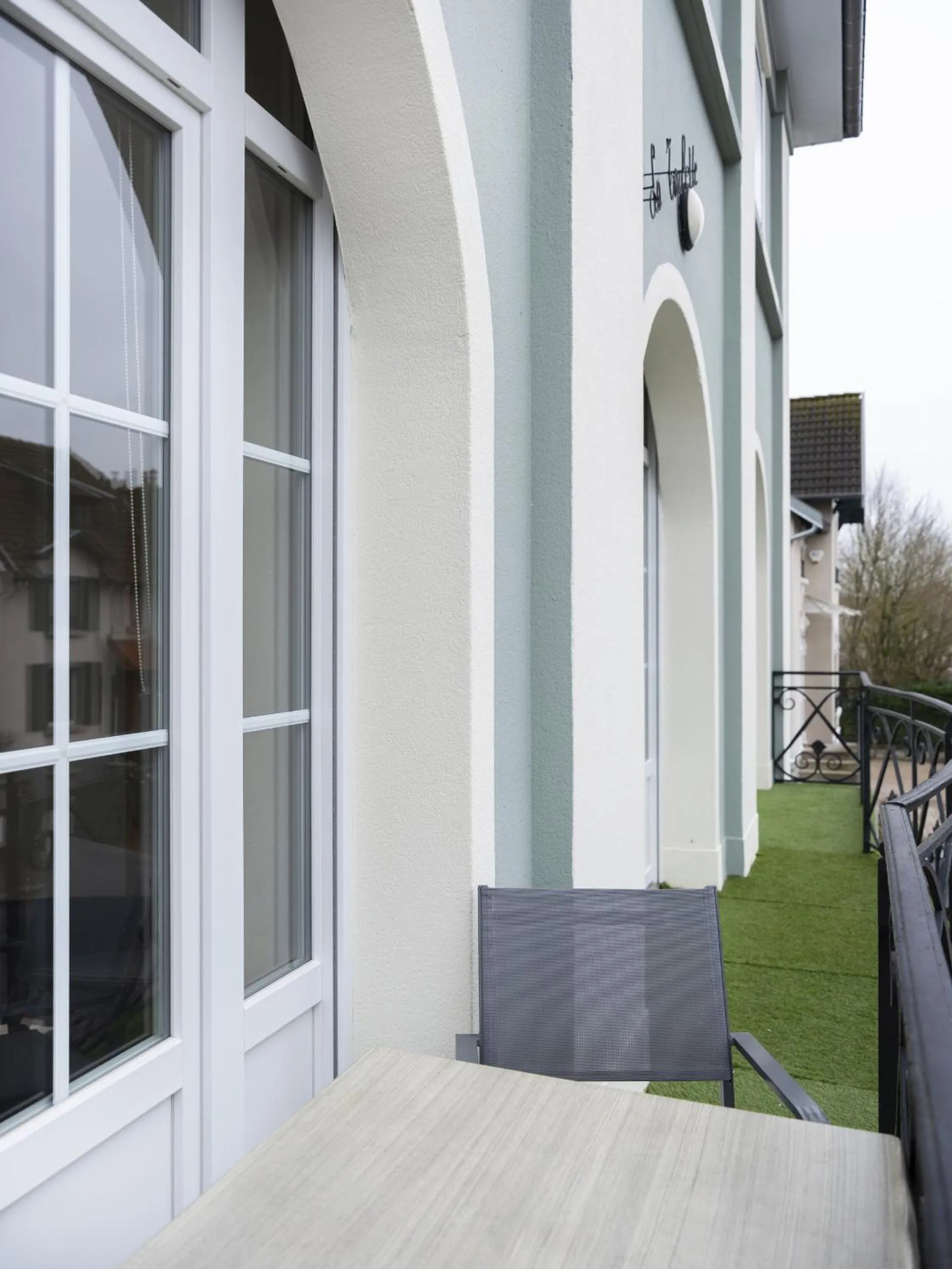 Off site in Residence Louis Quartier Des Lilas