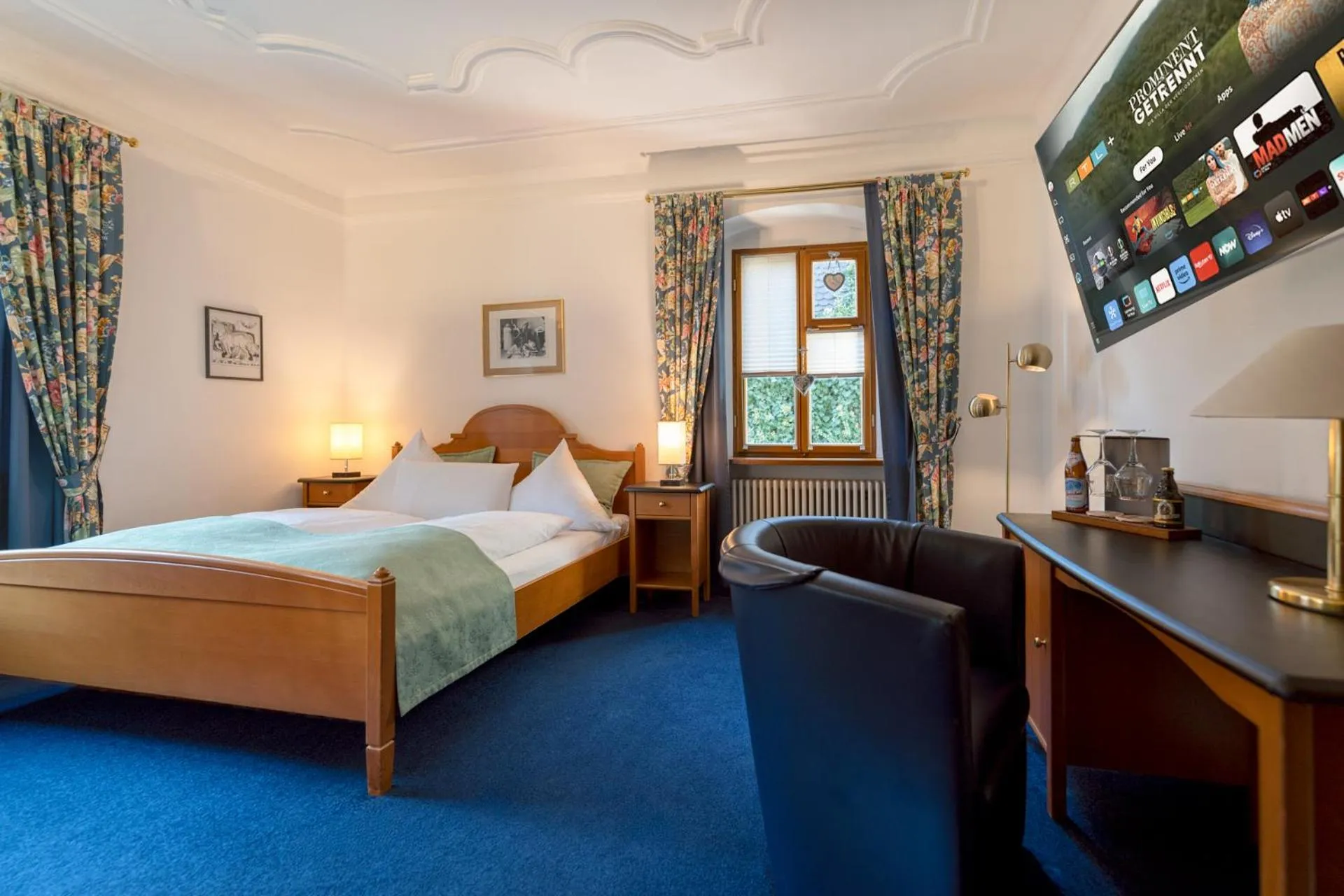 Photo of the whole room, Bed in Sperber Bräu - 3-Sterne-Superior Hotel mit Gasthof und eigener Brauerei - kein Ruhetag