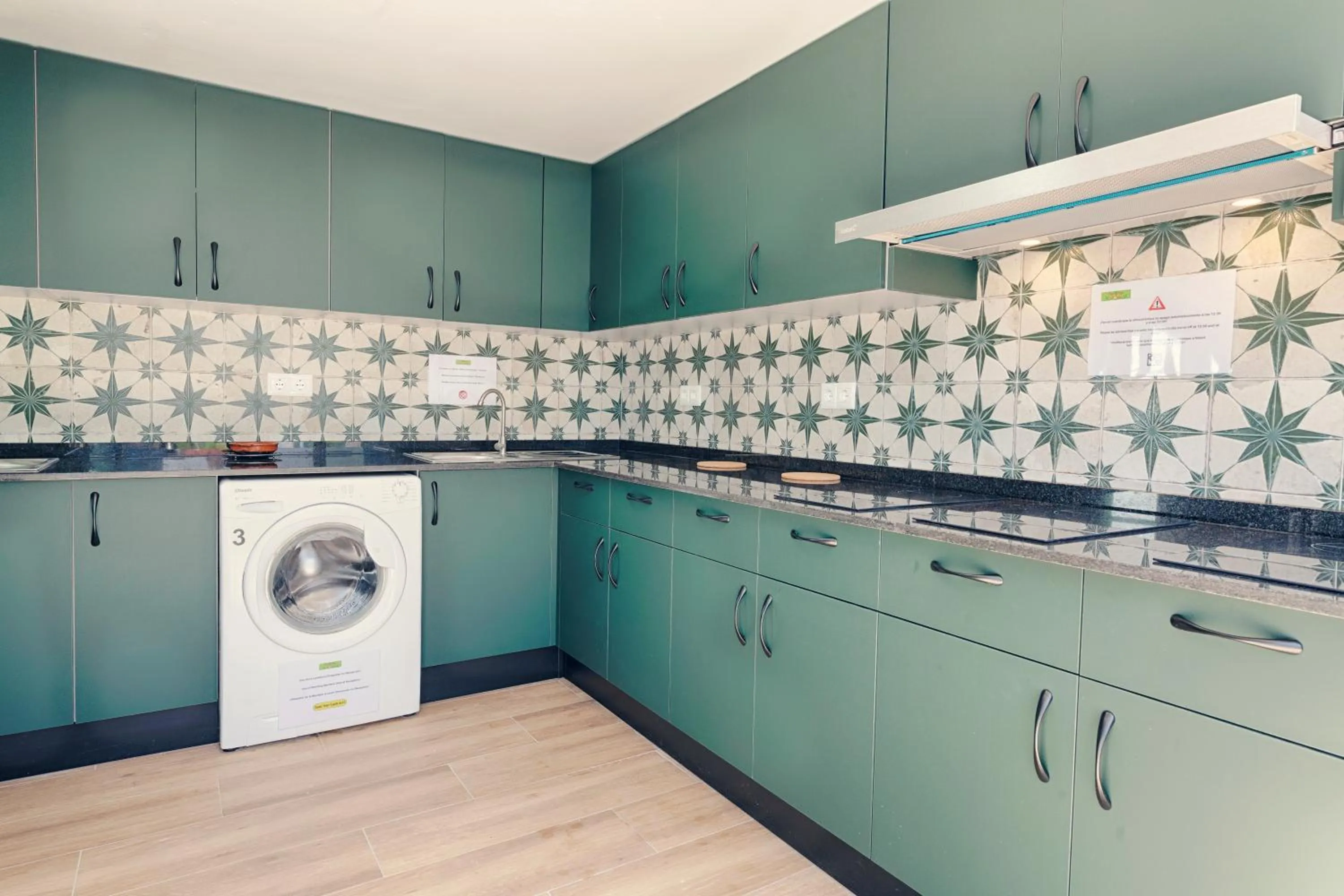 Kitchen or kitchenette in Charming Nerja Hostel