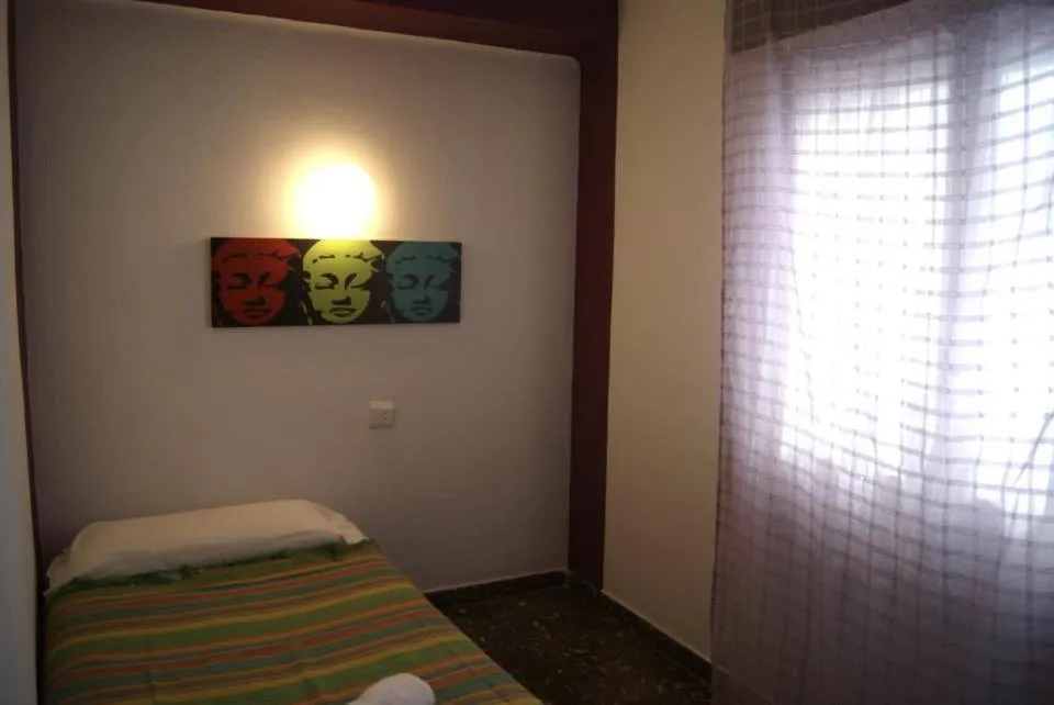 Photo of the whole room in Ceibo Ibiza - Guest House