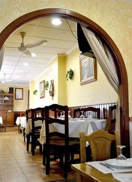 Restaurant/places to eat in Pensión Costiña