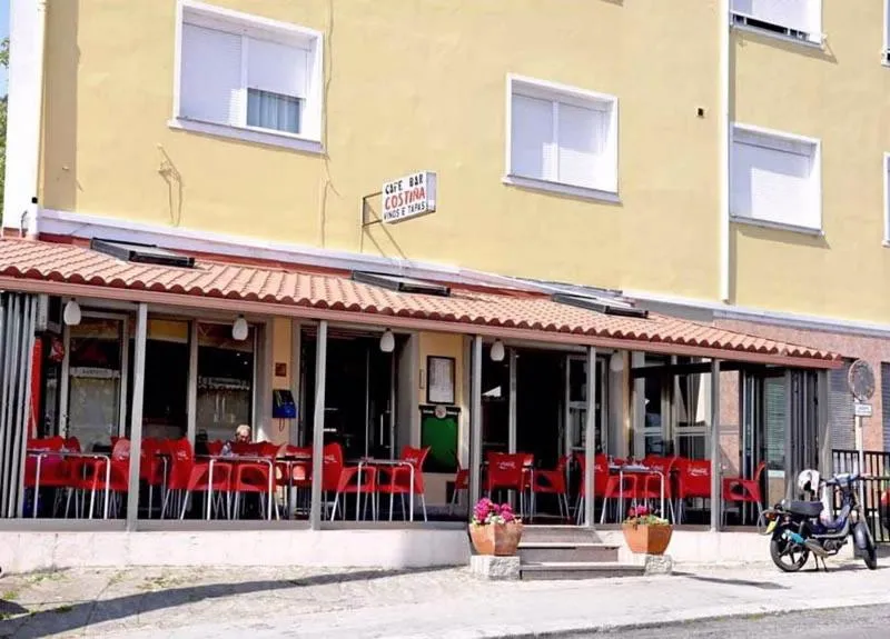 Property building in Pensión Costiña