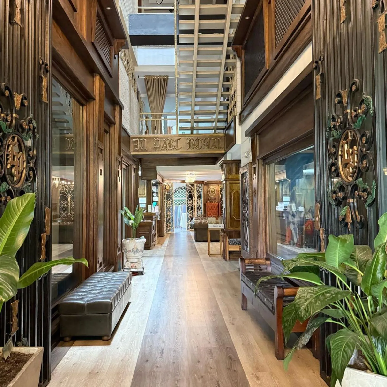 Facade/entrance in Hotel Du Parc