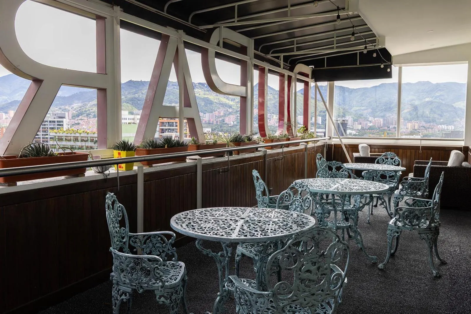 Seating area in Hotel Du Parc