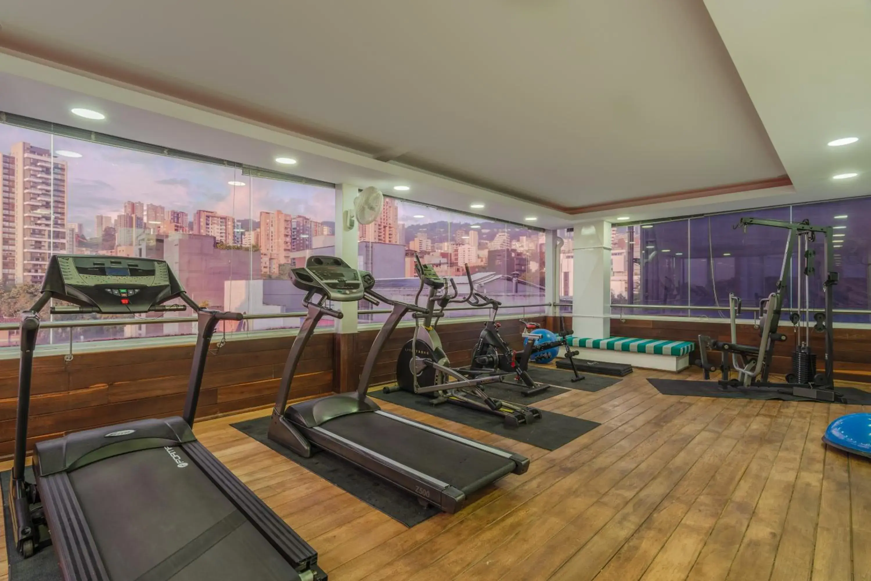 Property building in Hotel Du Parc Property building in Hotel Du Parc