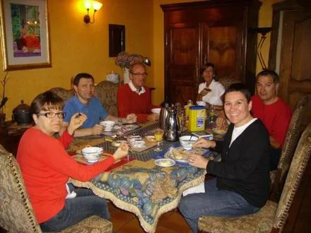 People in Les Petites Chapelles