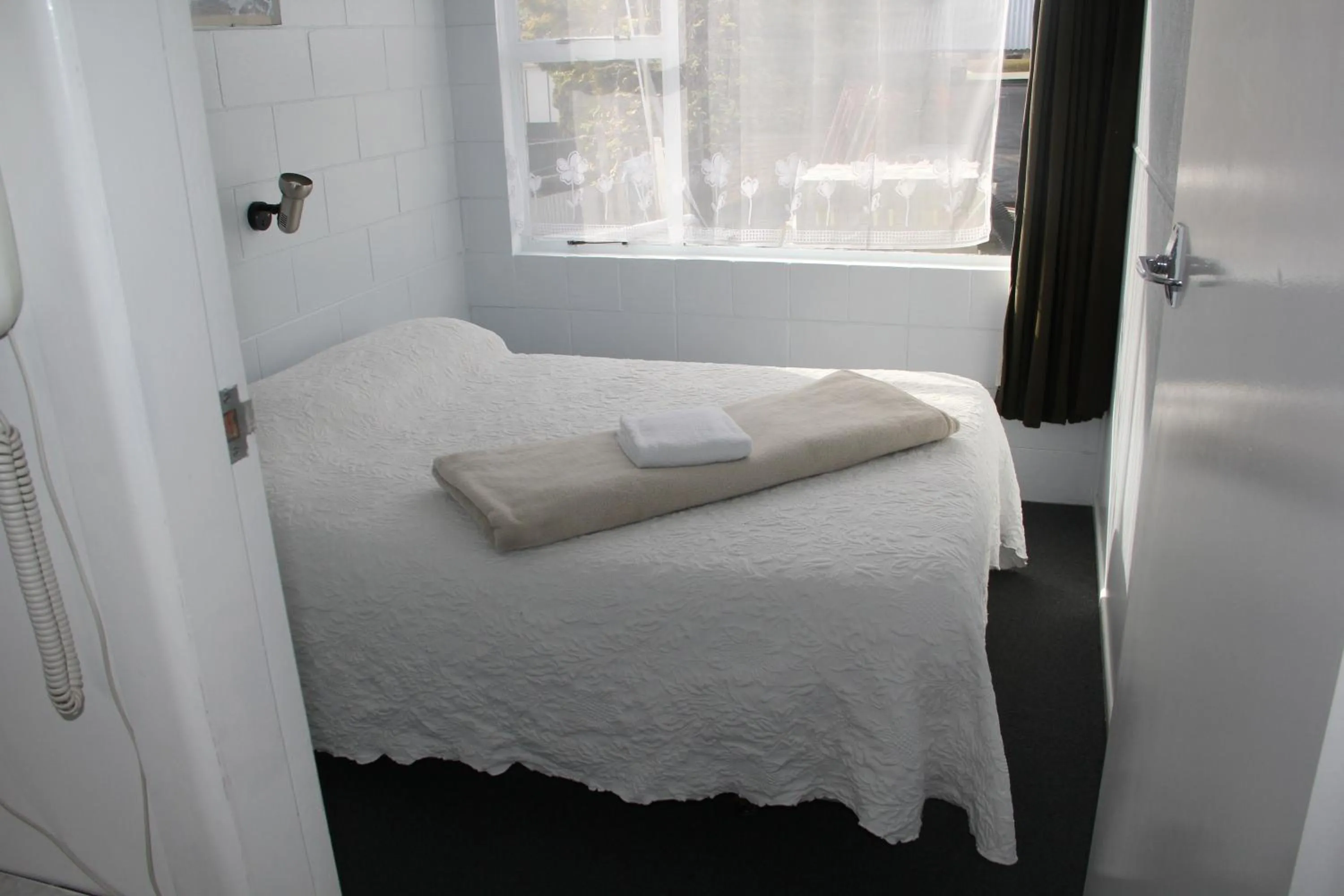 Bed in Taihape Motels