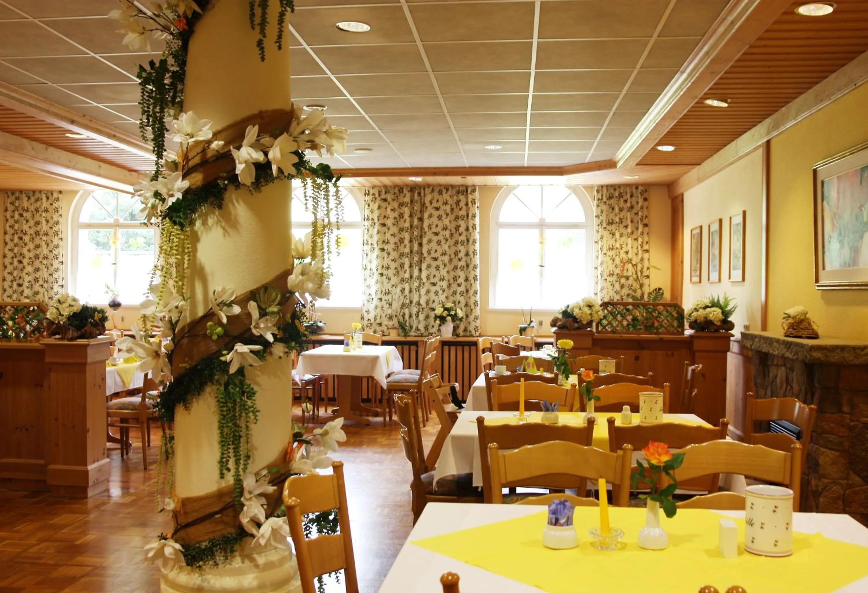 Restaurant/places to eat in Hotel Fröbelhof