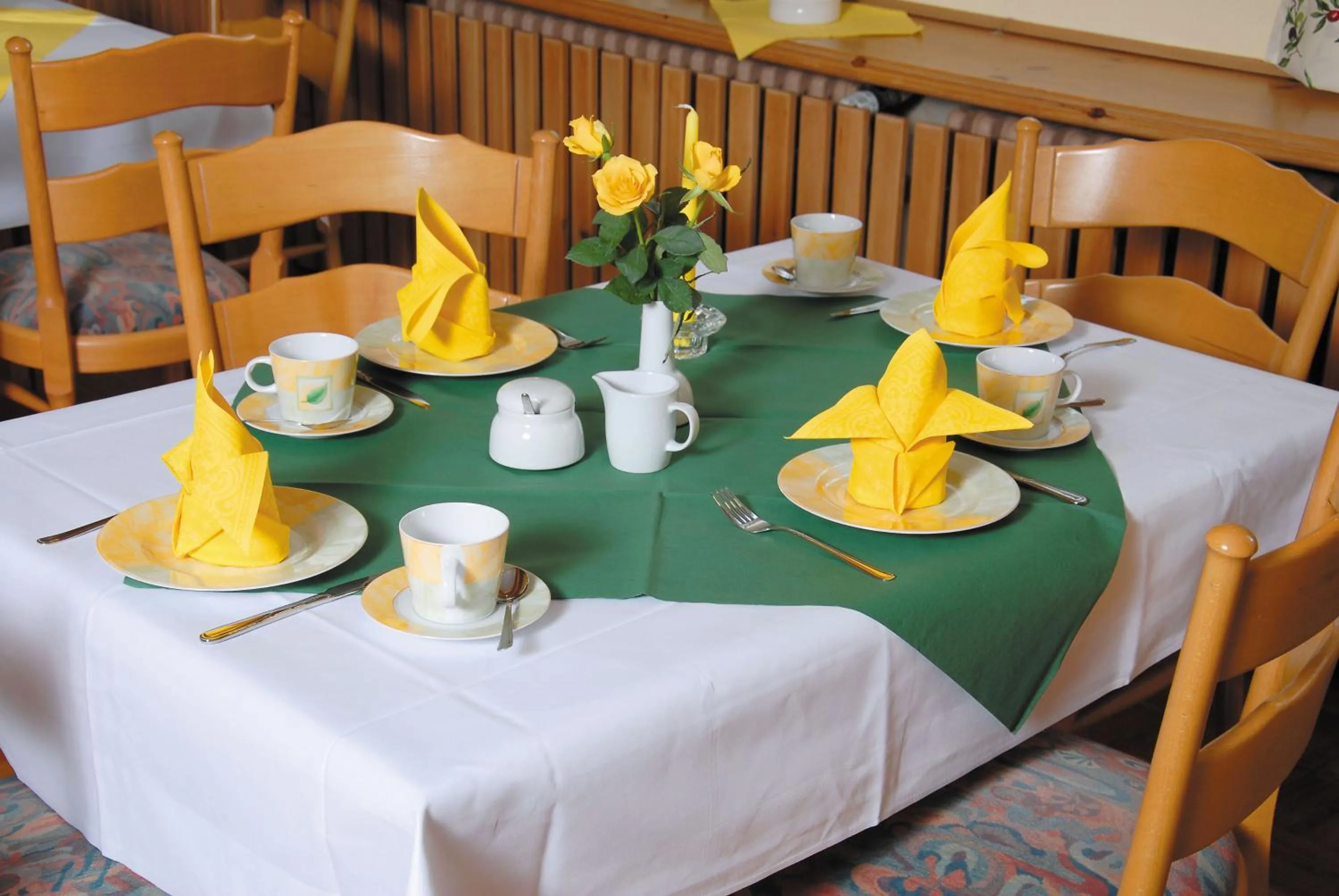 Restaurant/places to eat in Hotel Fröbelhof