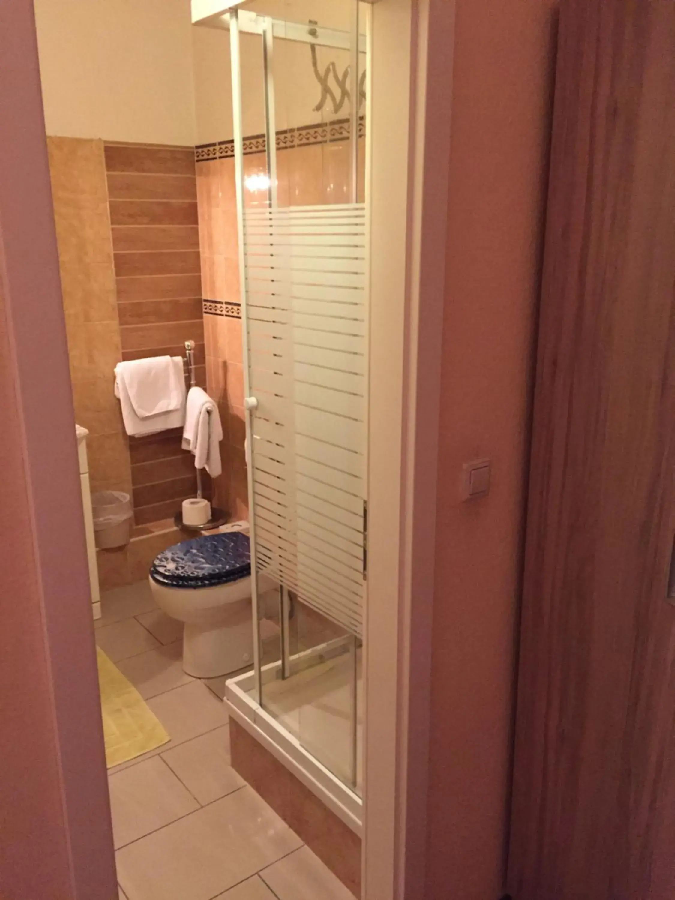 Double Room in Hotel Restaurant Alexandros Double Room in Hotel Restaurant Alexandros