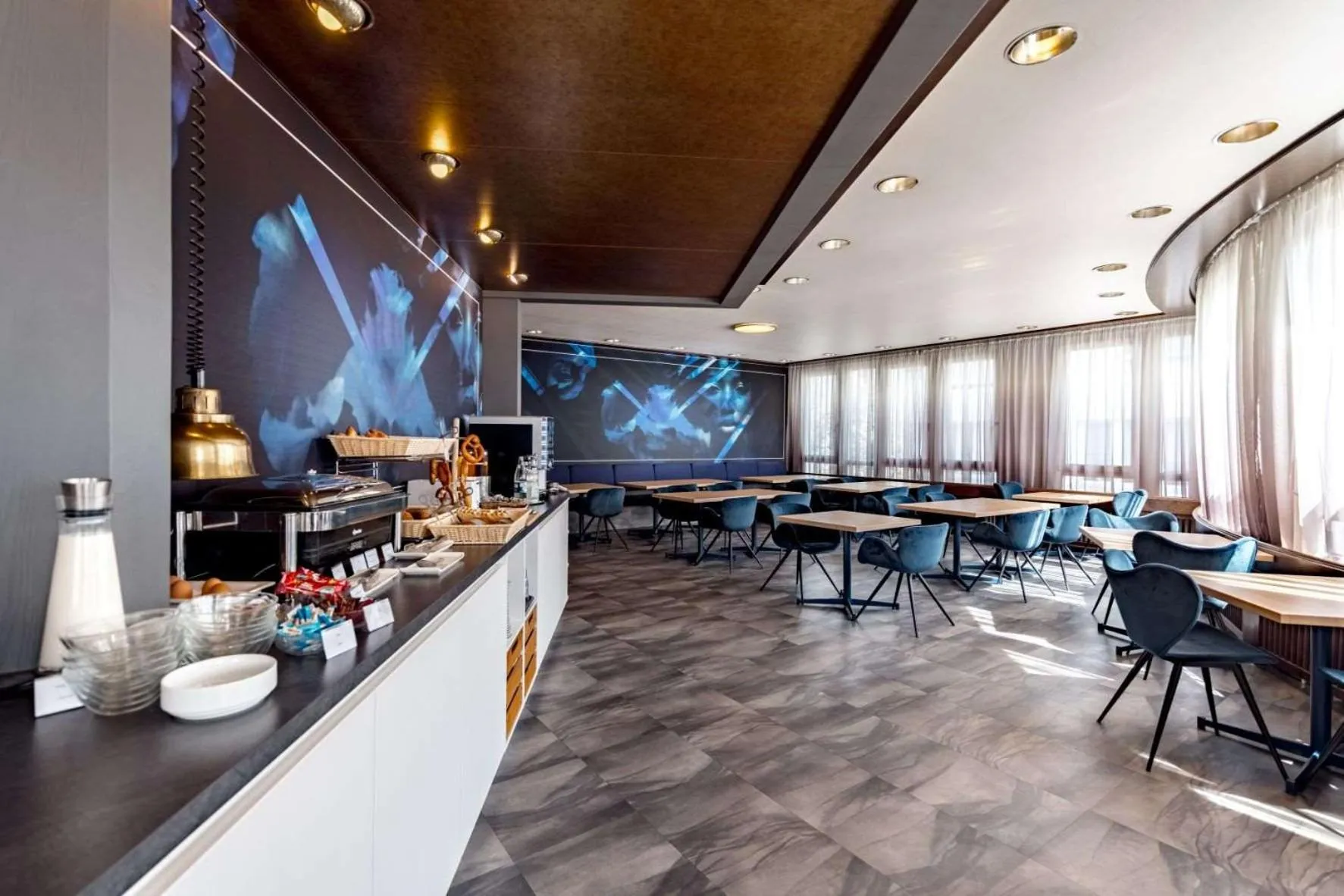 Restaurant/places to eat in Aspire Elements Reutlingen, Trademark Collection by Wyndham