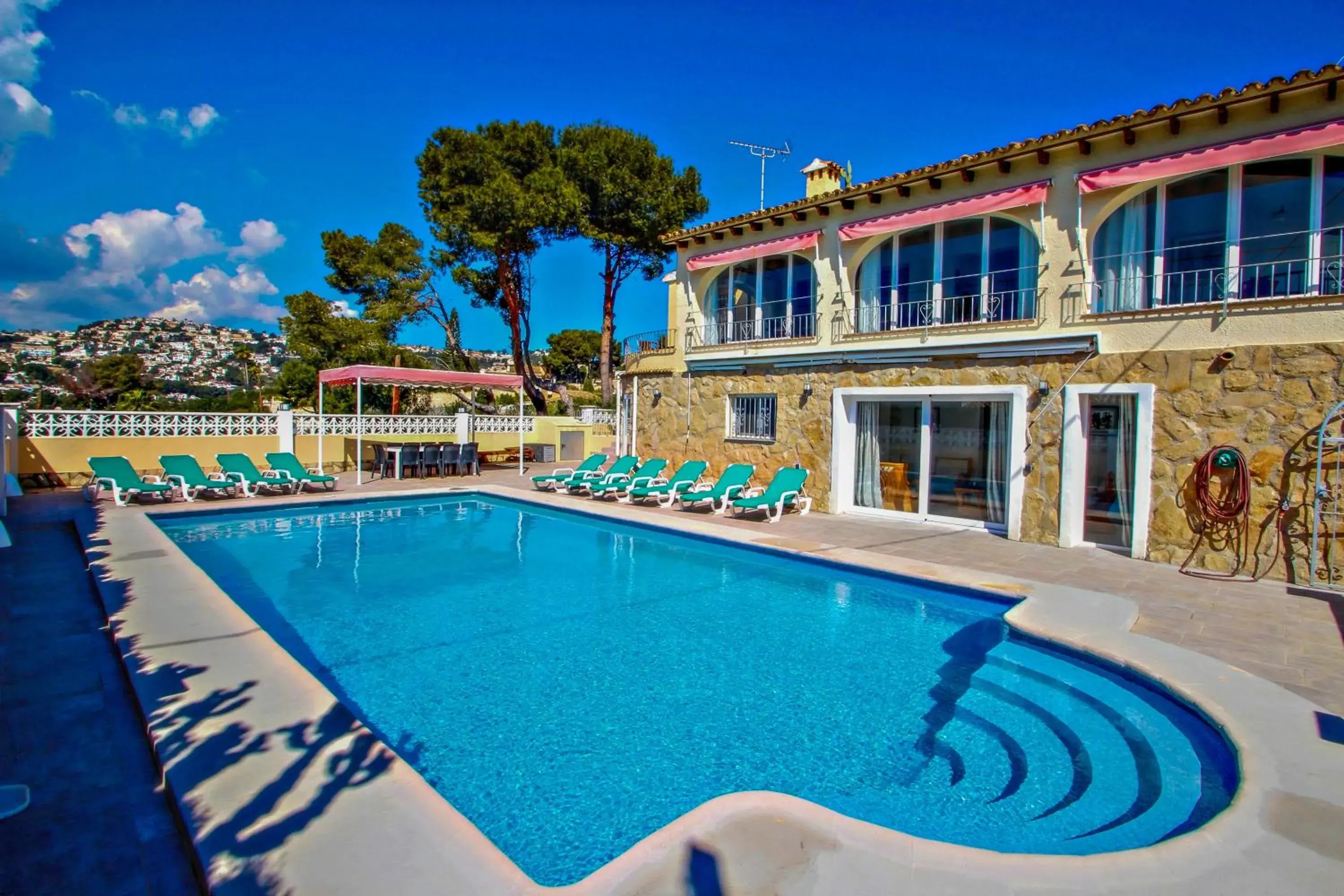 Samina - holiday home with stunning views and private pool in Benissa Samina - holiday home with stunning views and private pool in Benissa