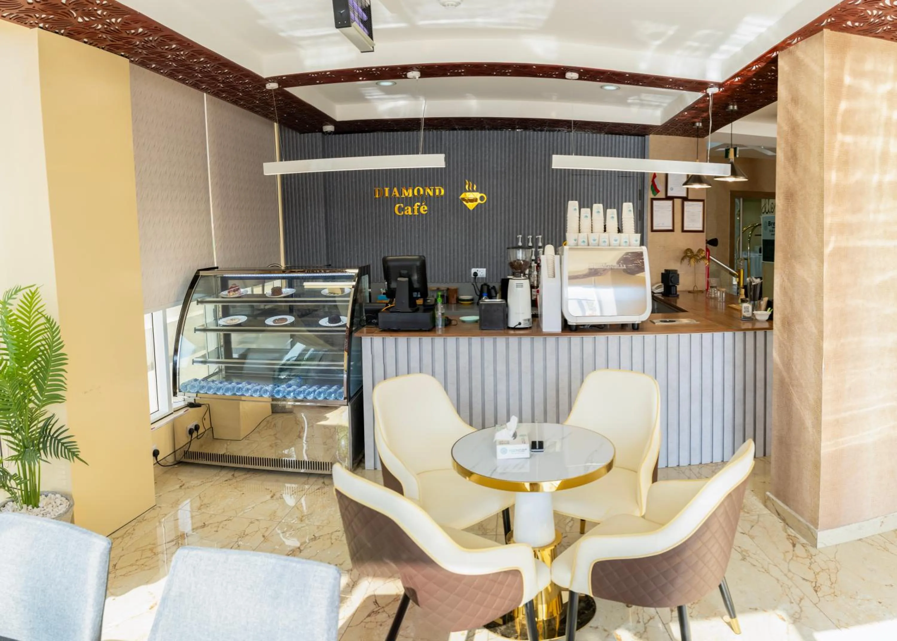 Drinks in Diamond Star Hotel فندق النجمة الماسية