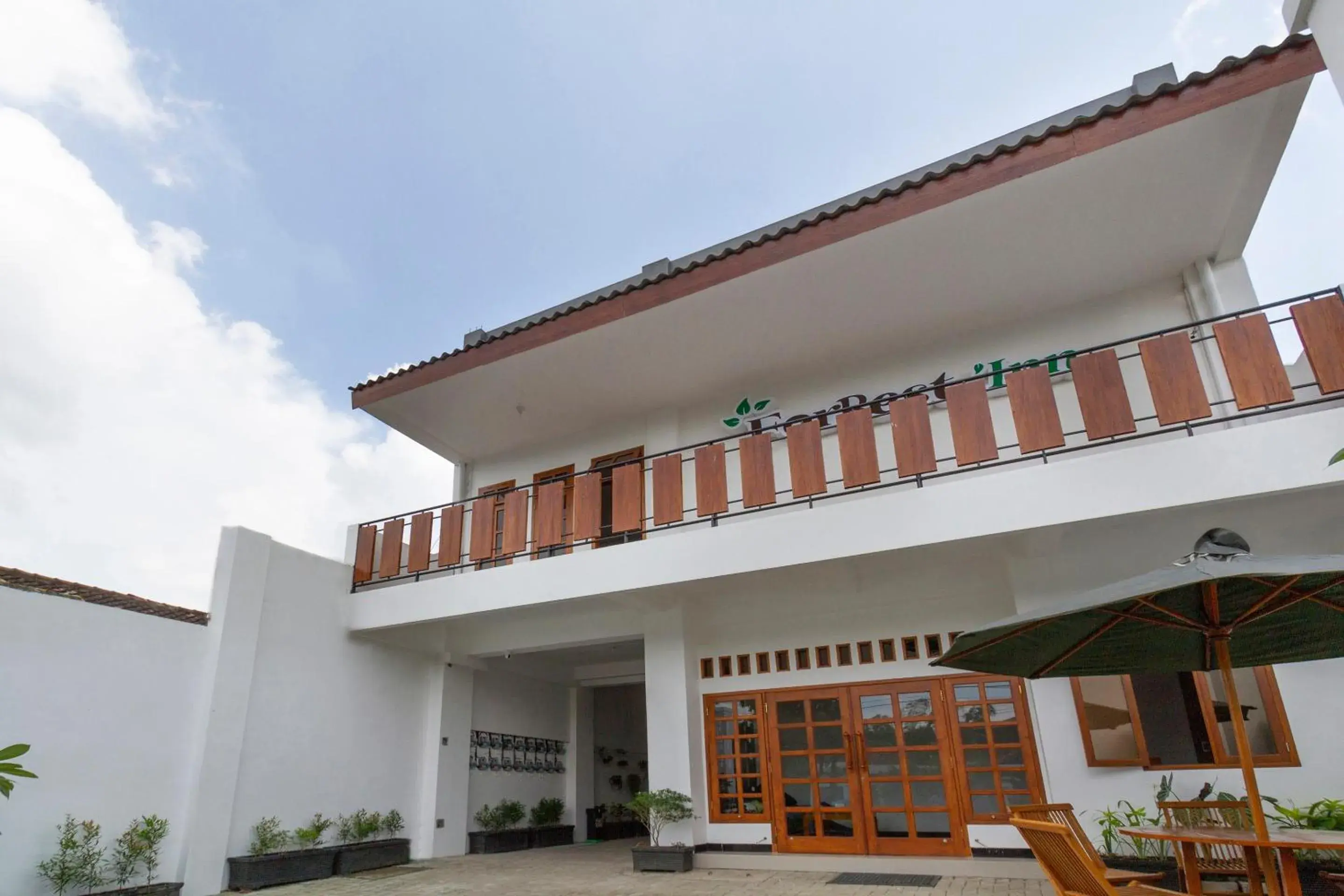 Facade/entrance in Hotel O Forrest’inn Facade/entrance in Hotel O Forrest’inn
