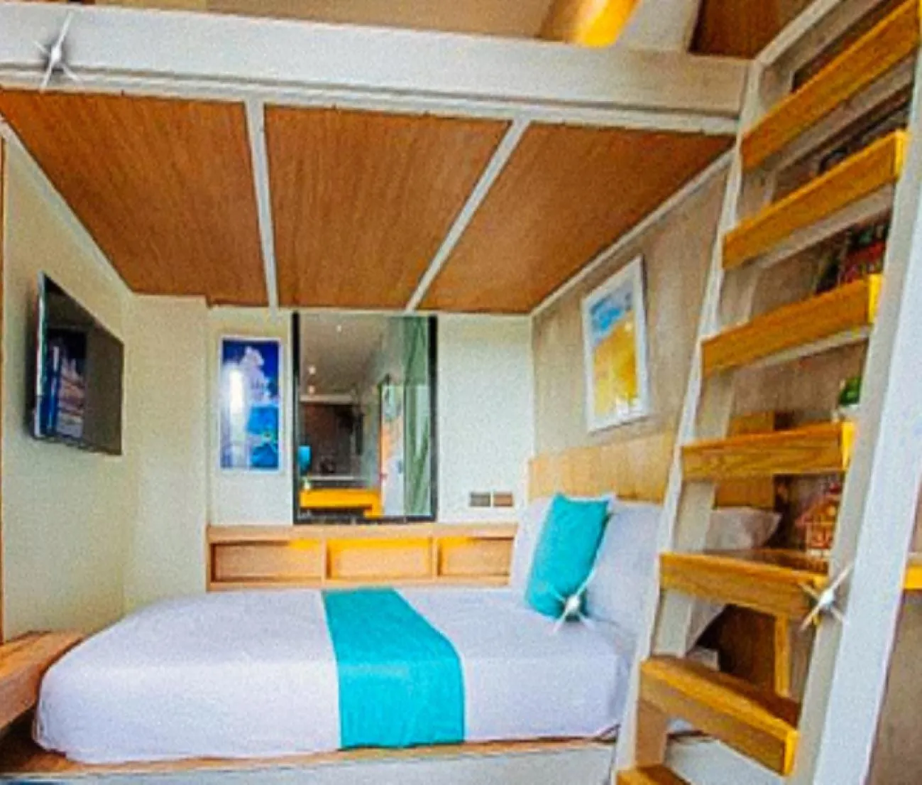 Double Room in RedDoorz at Anton's Loft Designer Resort Pansol Calamba Laguna