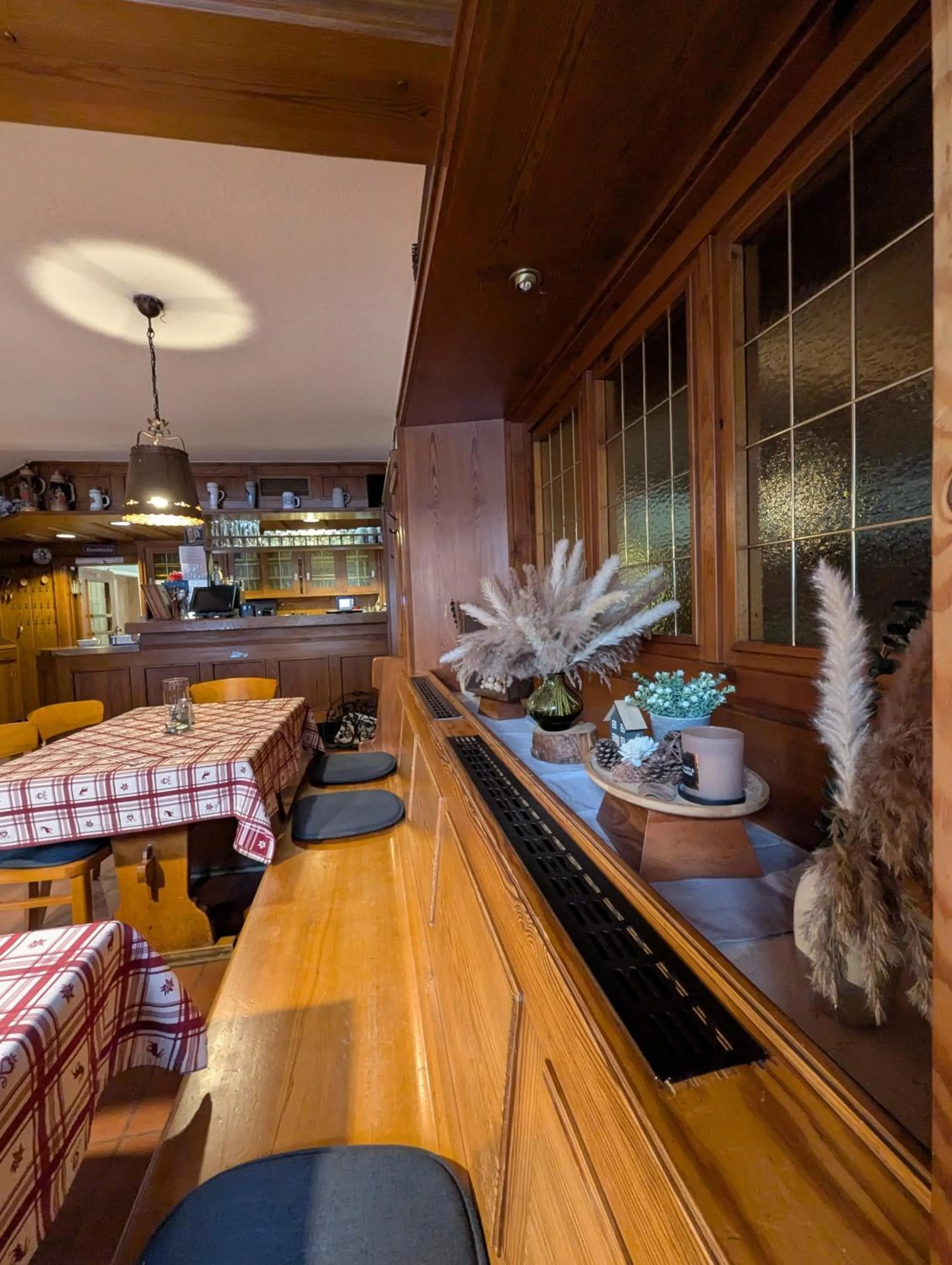 Restaurant/places to eat in Hotel Gasthof Zum Löwen