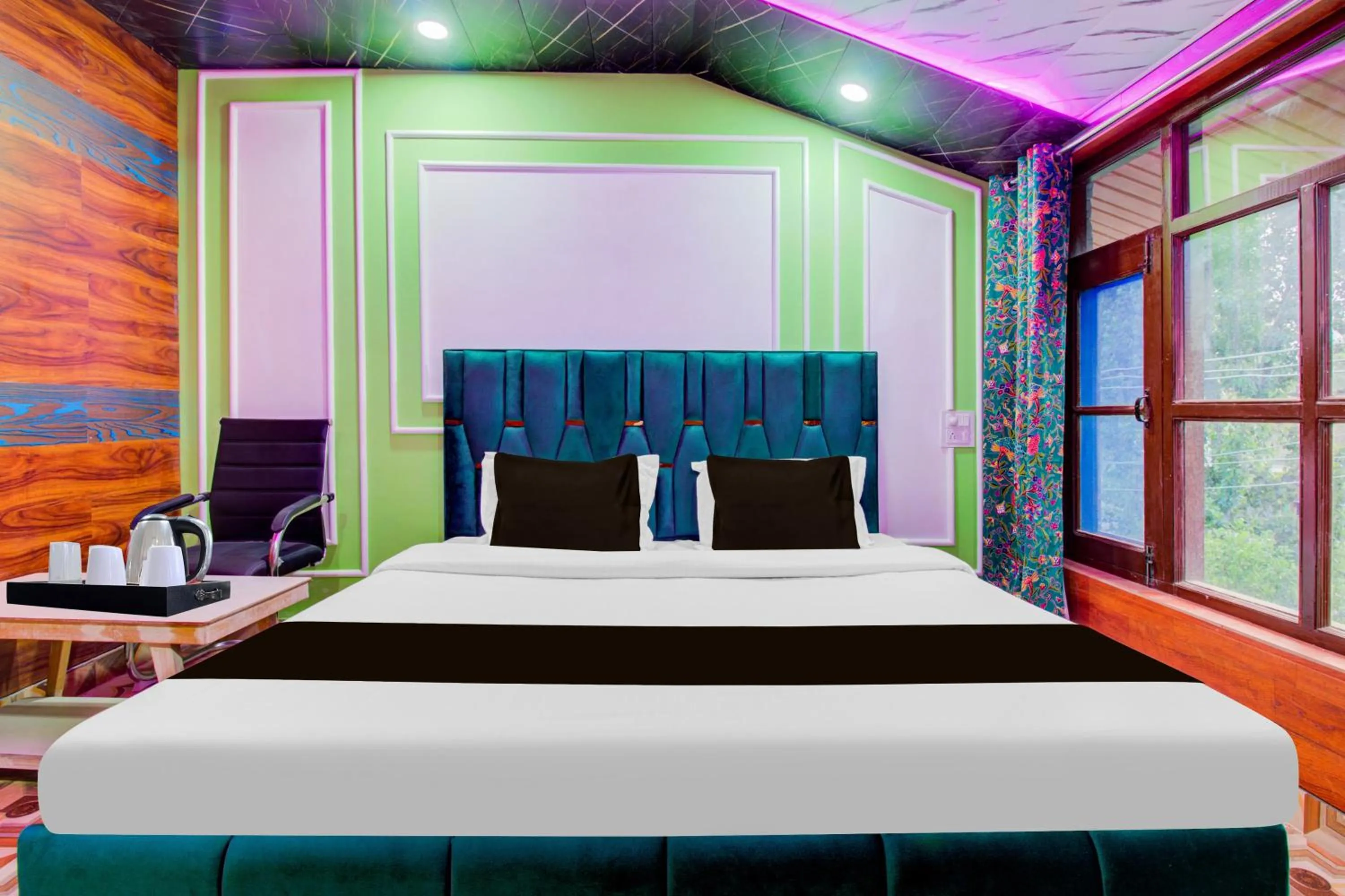 Bedroom, Bed in Collection O Airport Road Solina