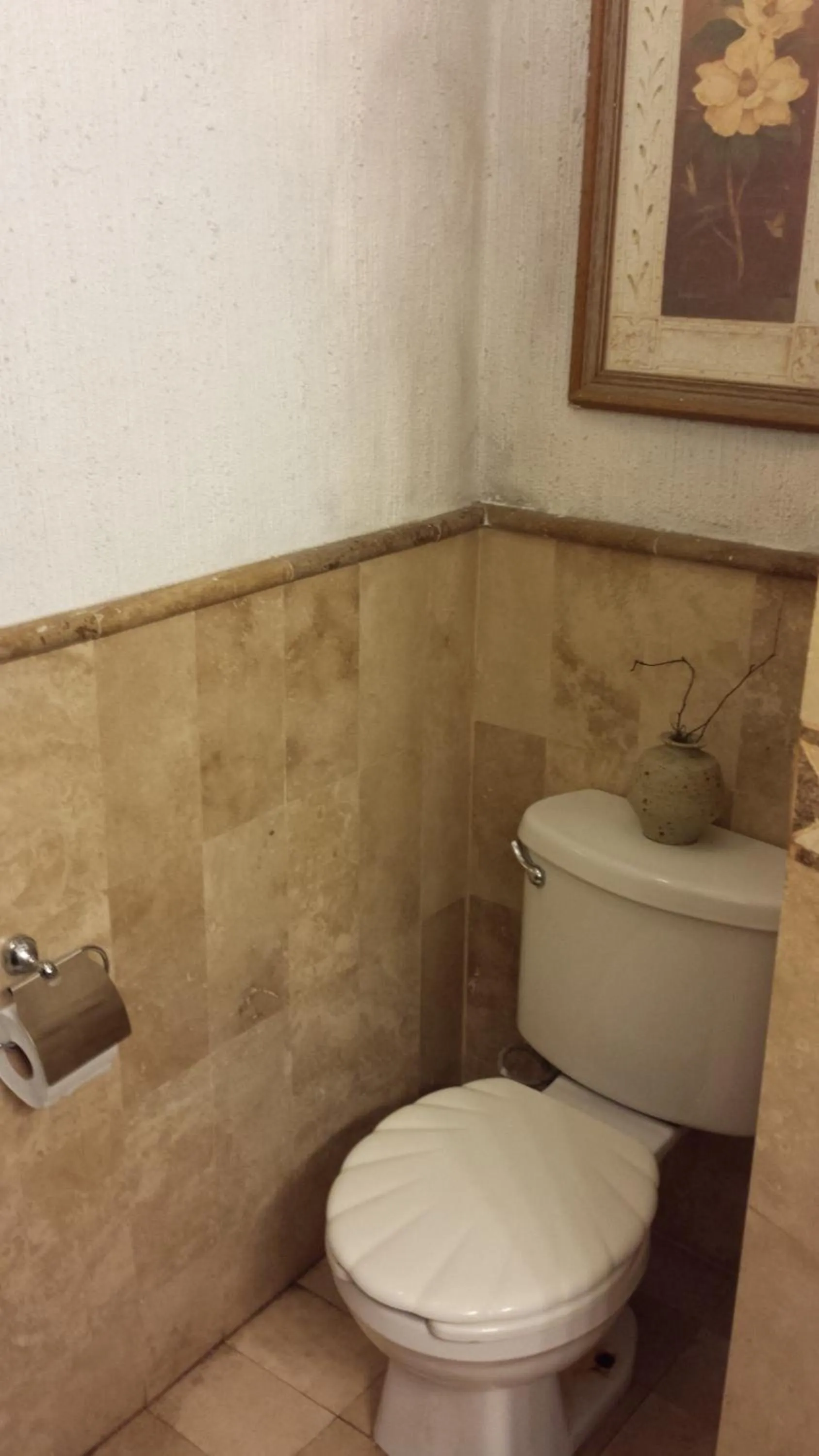 Decorative detail in Hotel El Rancho