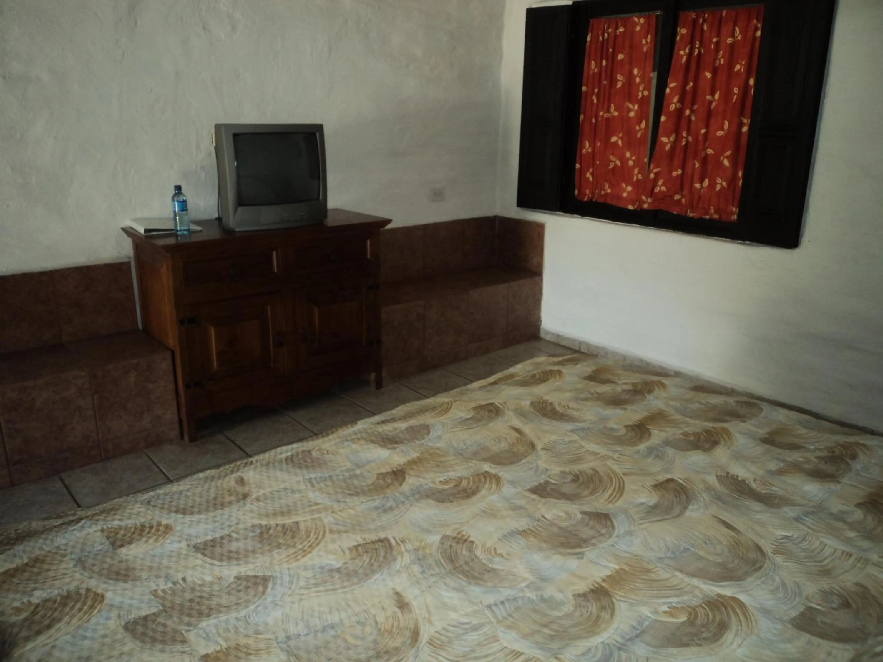 Decorative detail, Bed in Hotel El Rancho