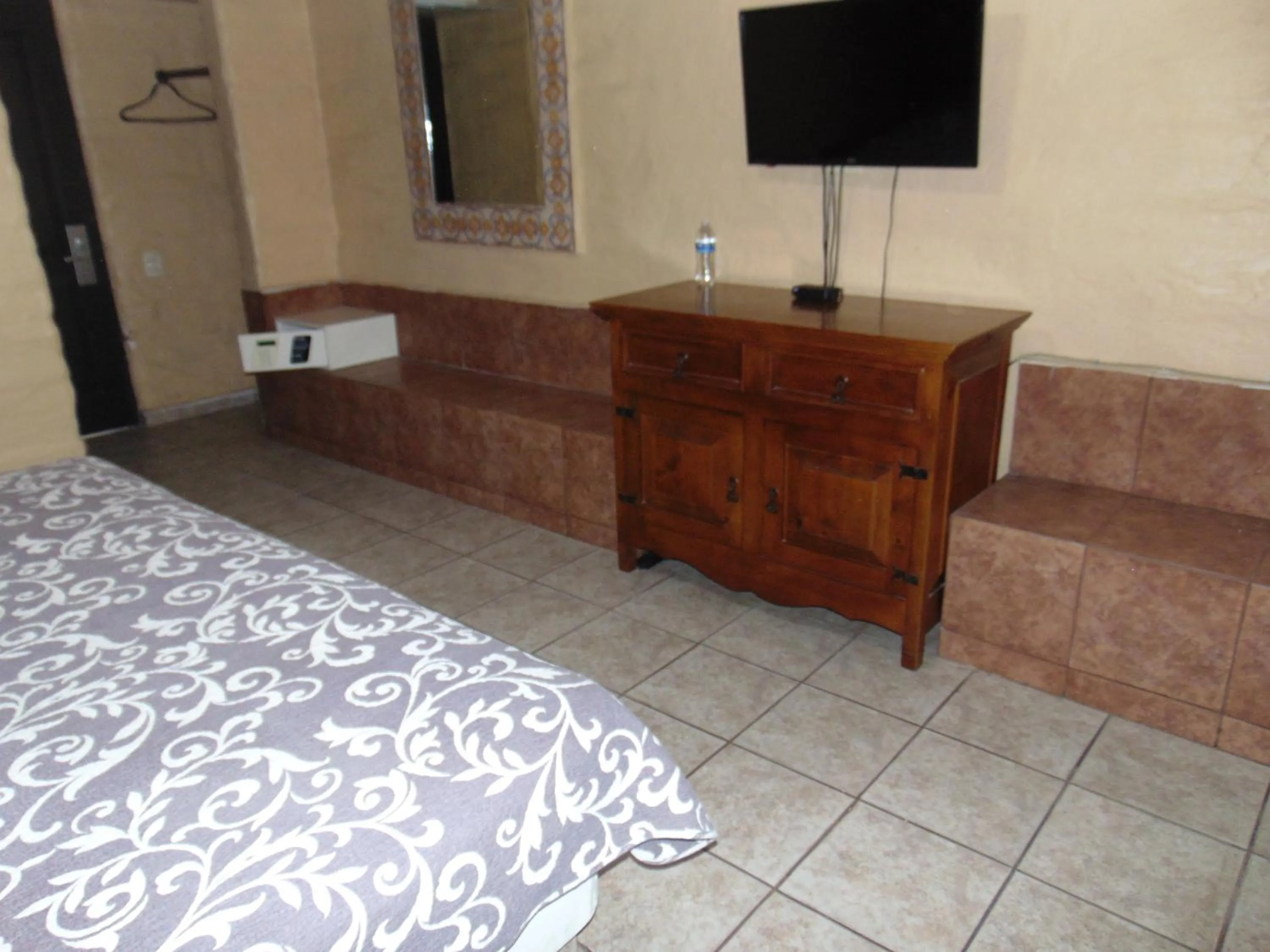 Bed in Hotel El Rancho