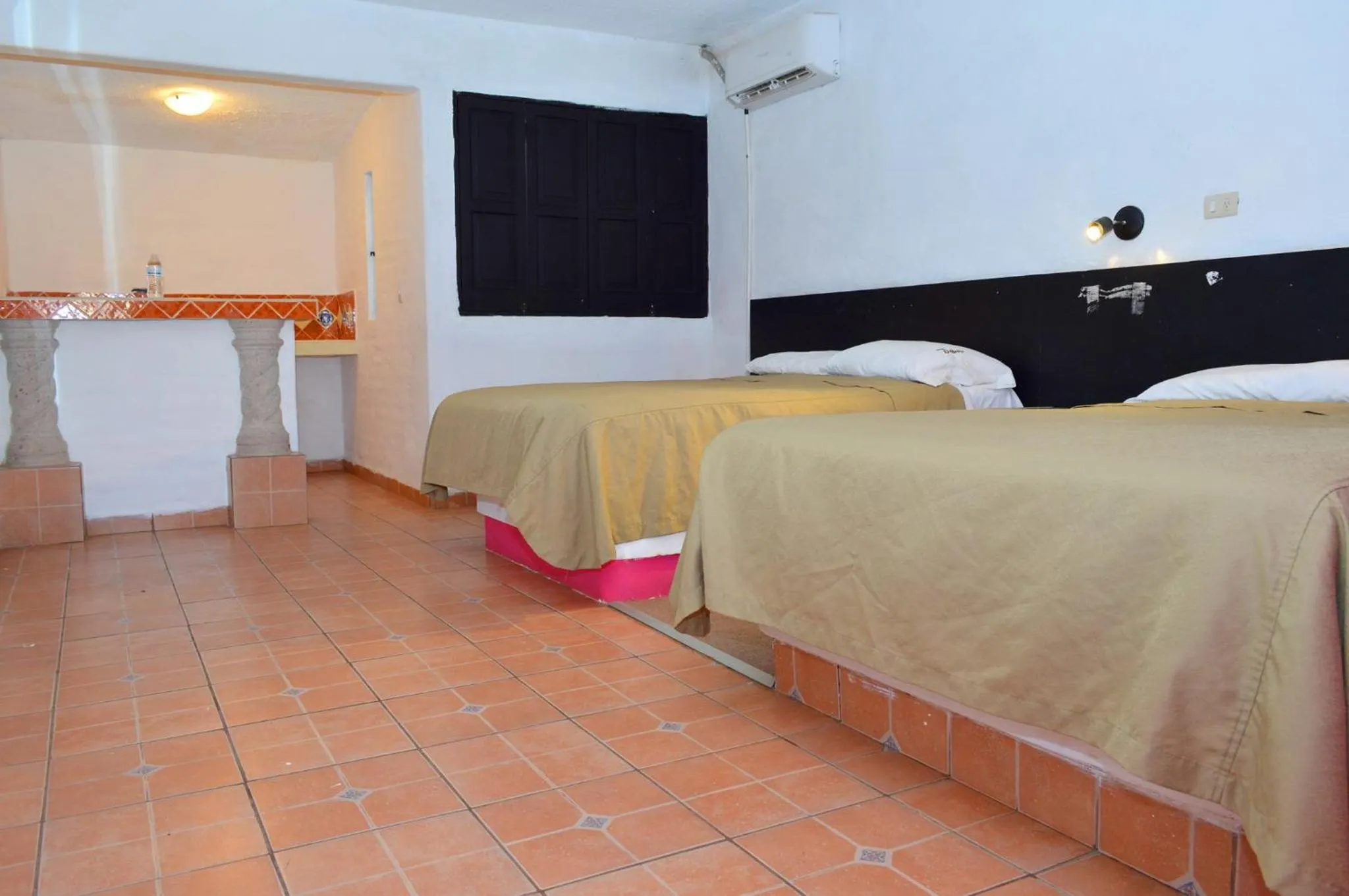 Photo of the whole room, Bed in Hotel El Rancho