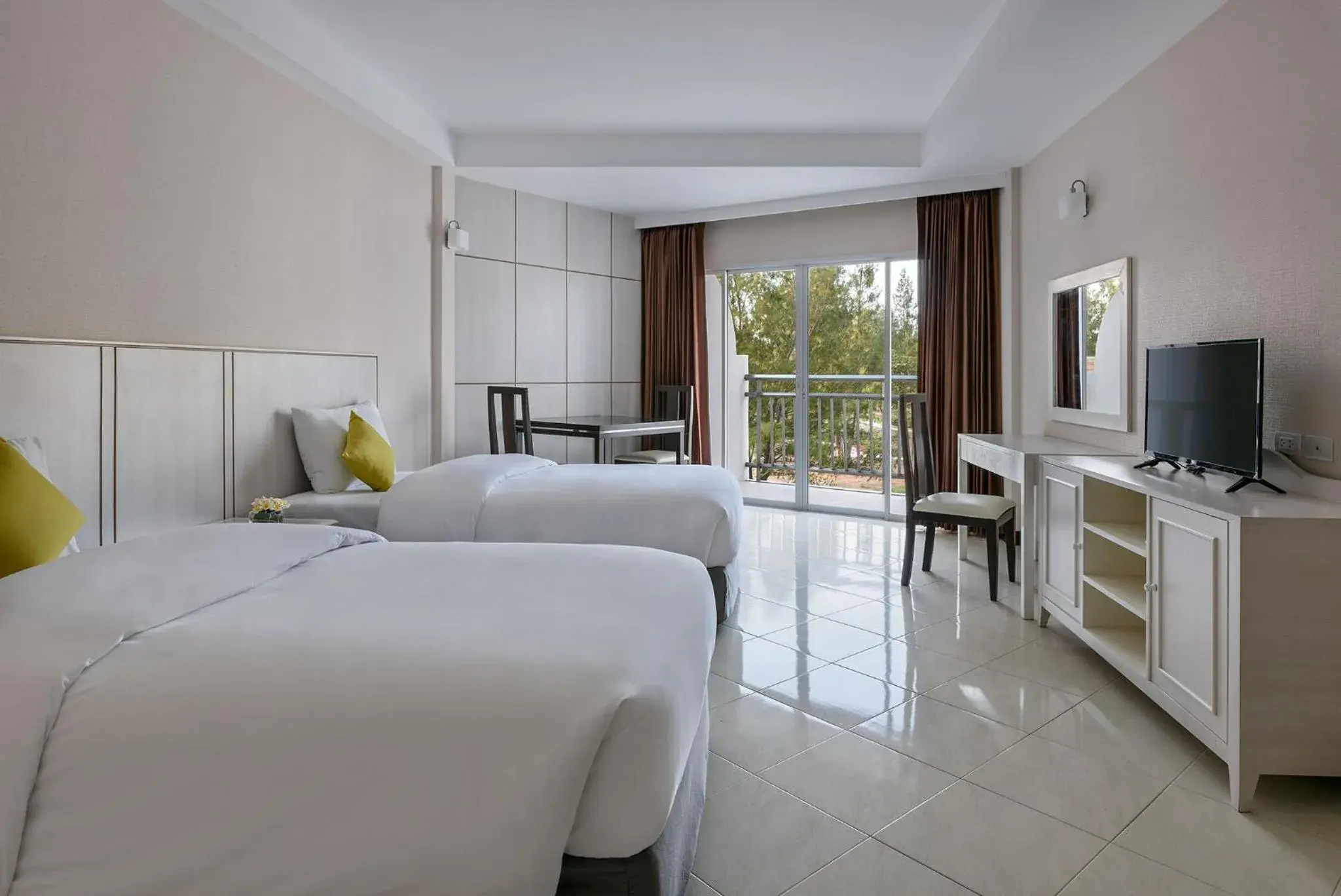 Standard Twin Room in Seapine Beach Golf and Resort Hua Hin Standard Twin Room in Seapine Beach Golf and Resort Hua Hin
