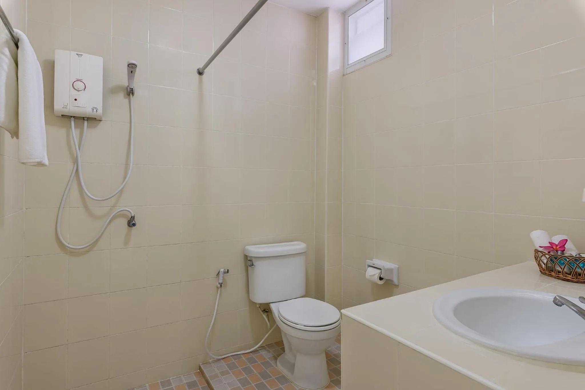 Shower in Seapine Recreation Centre - SHA Extra Plus Certified