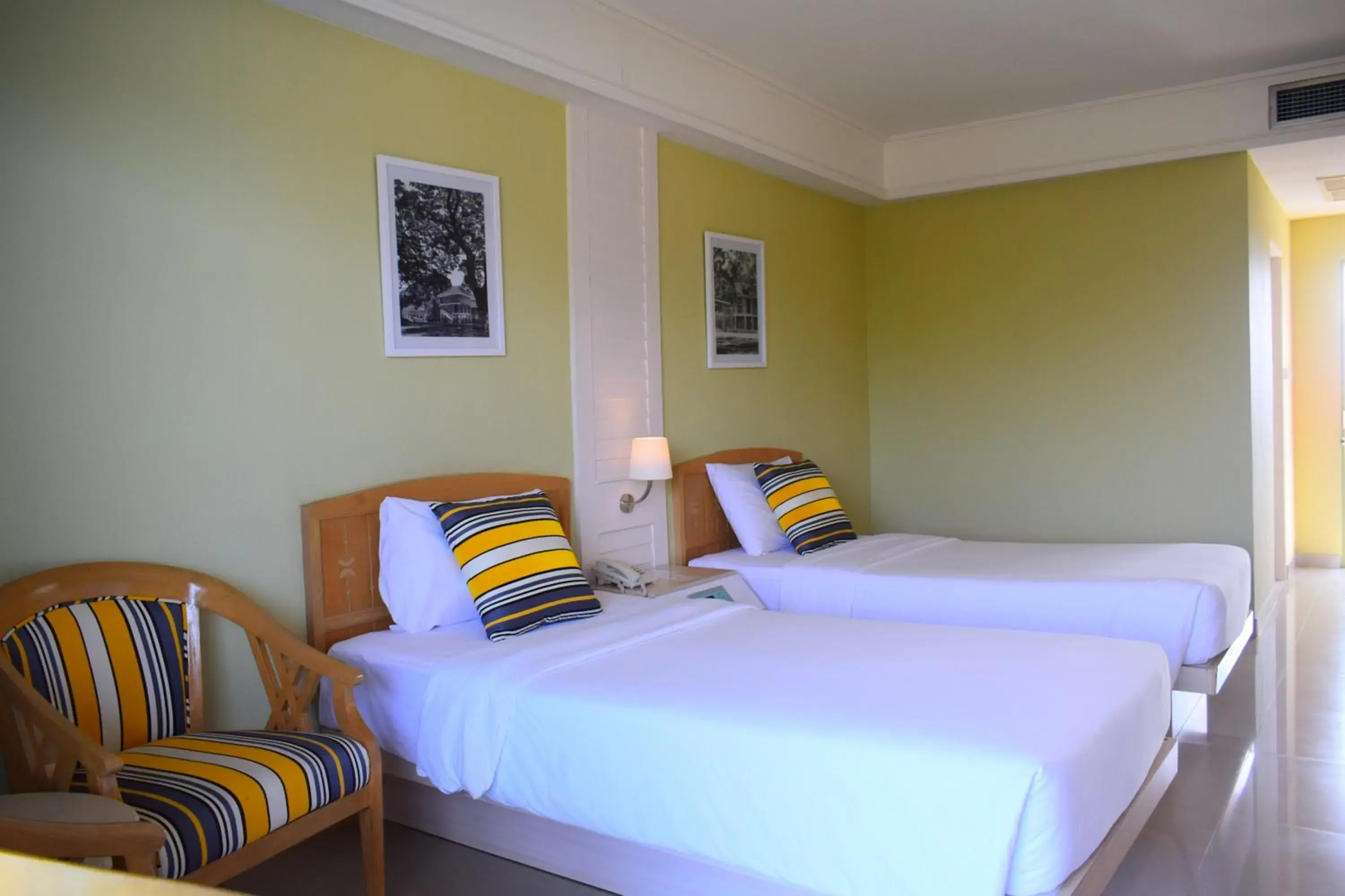 Deluxe Twin Room in Seapine Beach Golf and Resort Hua Hin Deluxe Twin Room in Seapine Beach Golf and Resort Hua Hin