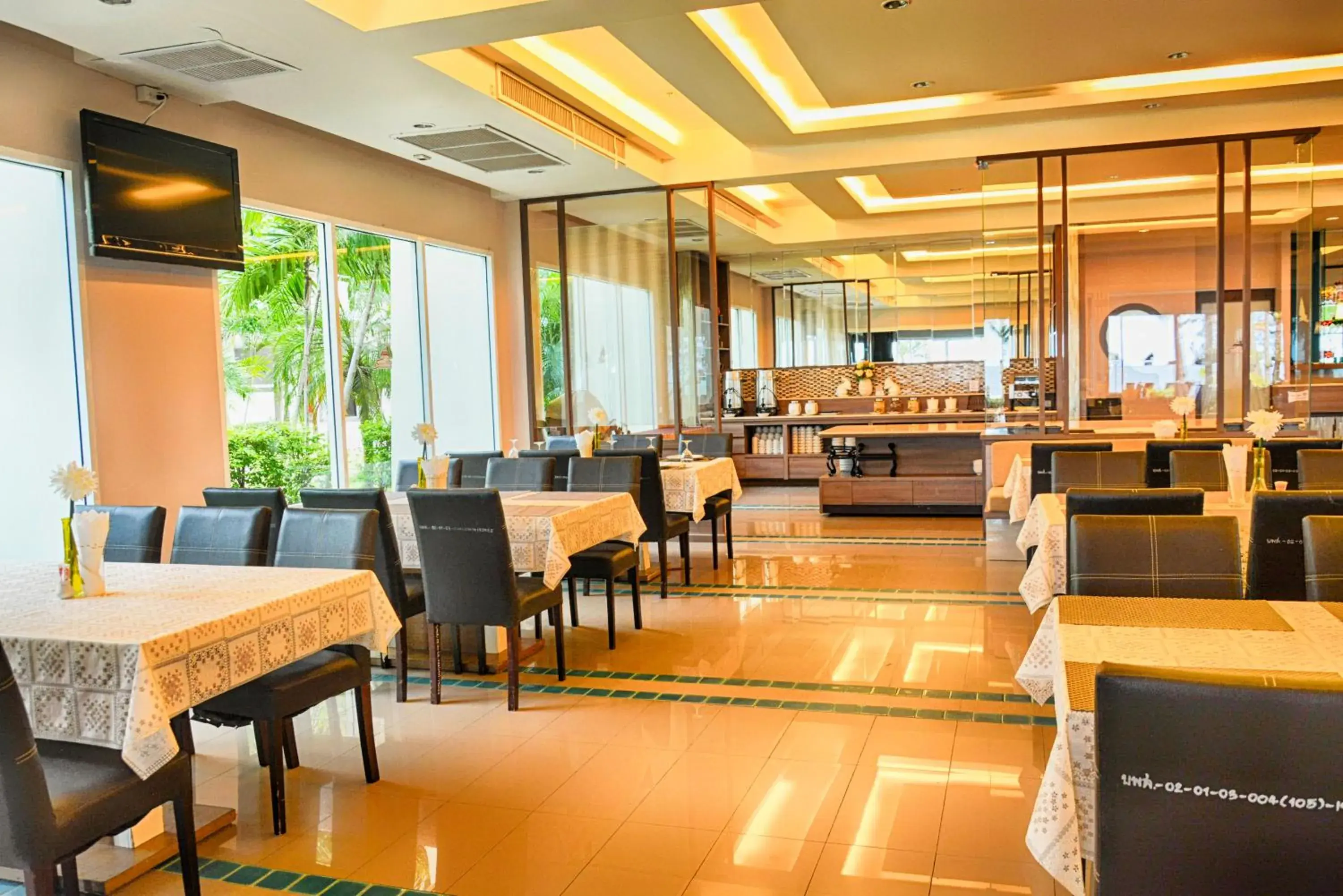 Restaurant/places to eat in Seapine Beach Golf and Resort Hua Hin Restaurant/places to eat in Seapine Beach Golf and Resort Hua Hin