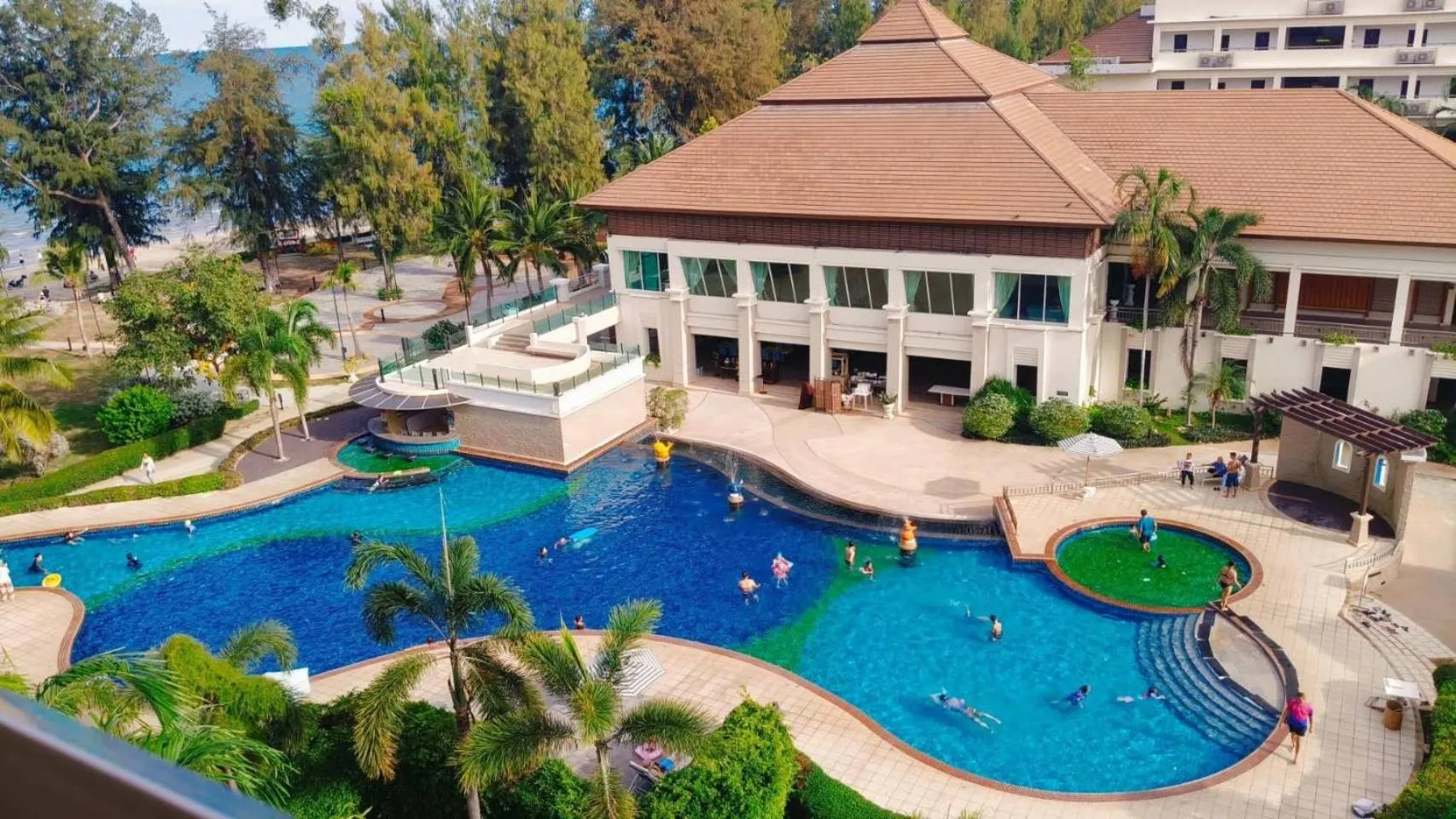 Swimming pool in Seapine Beach Golf and Resort Hua Hin