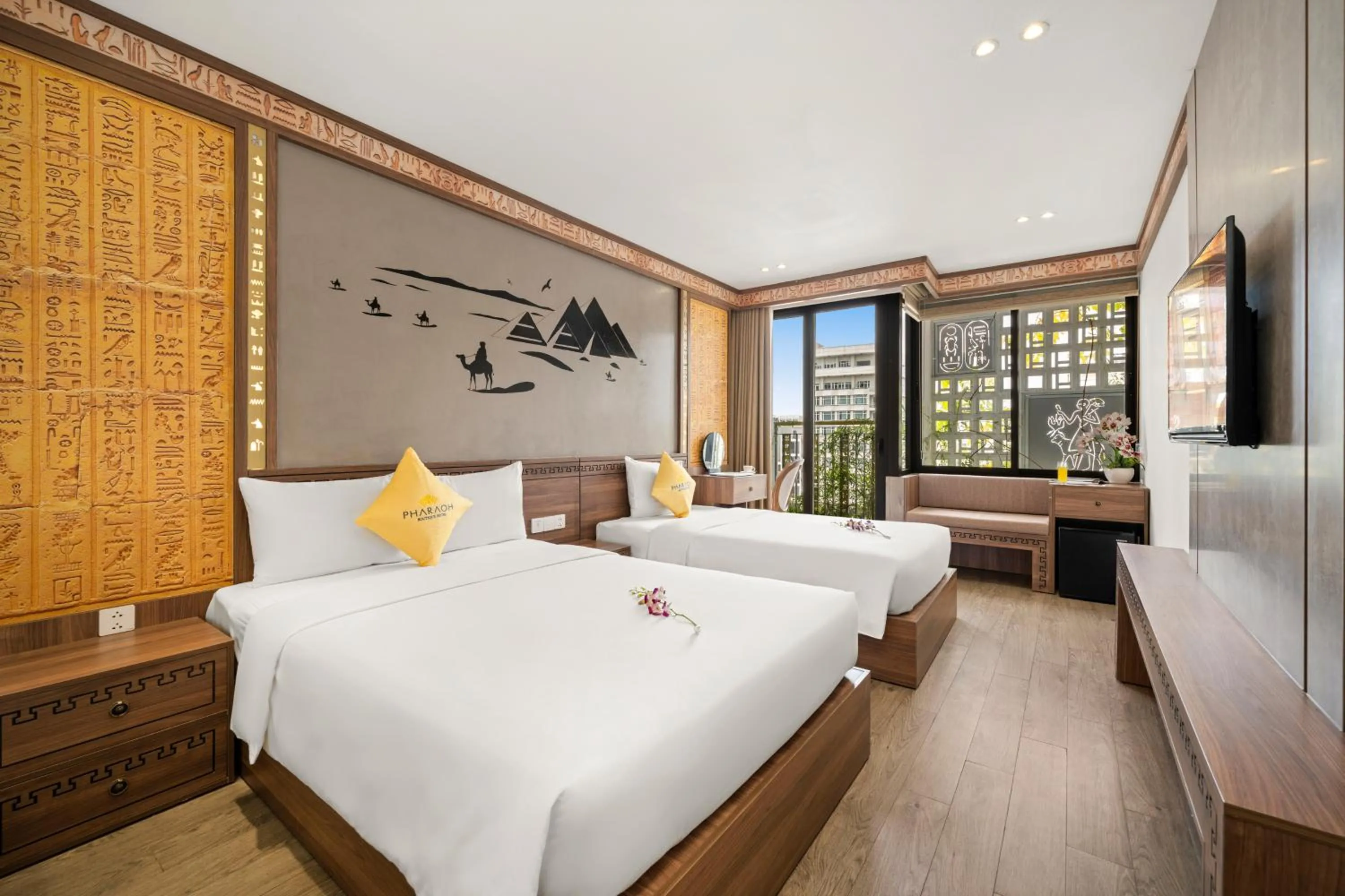 Bed in Pharaoh Boutique Hotel Danang