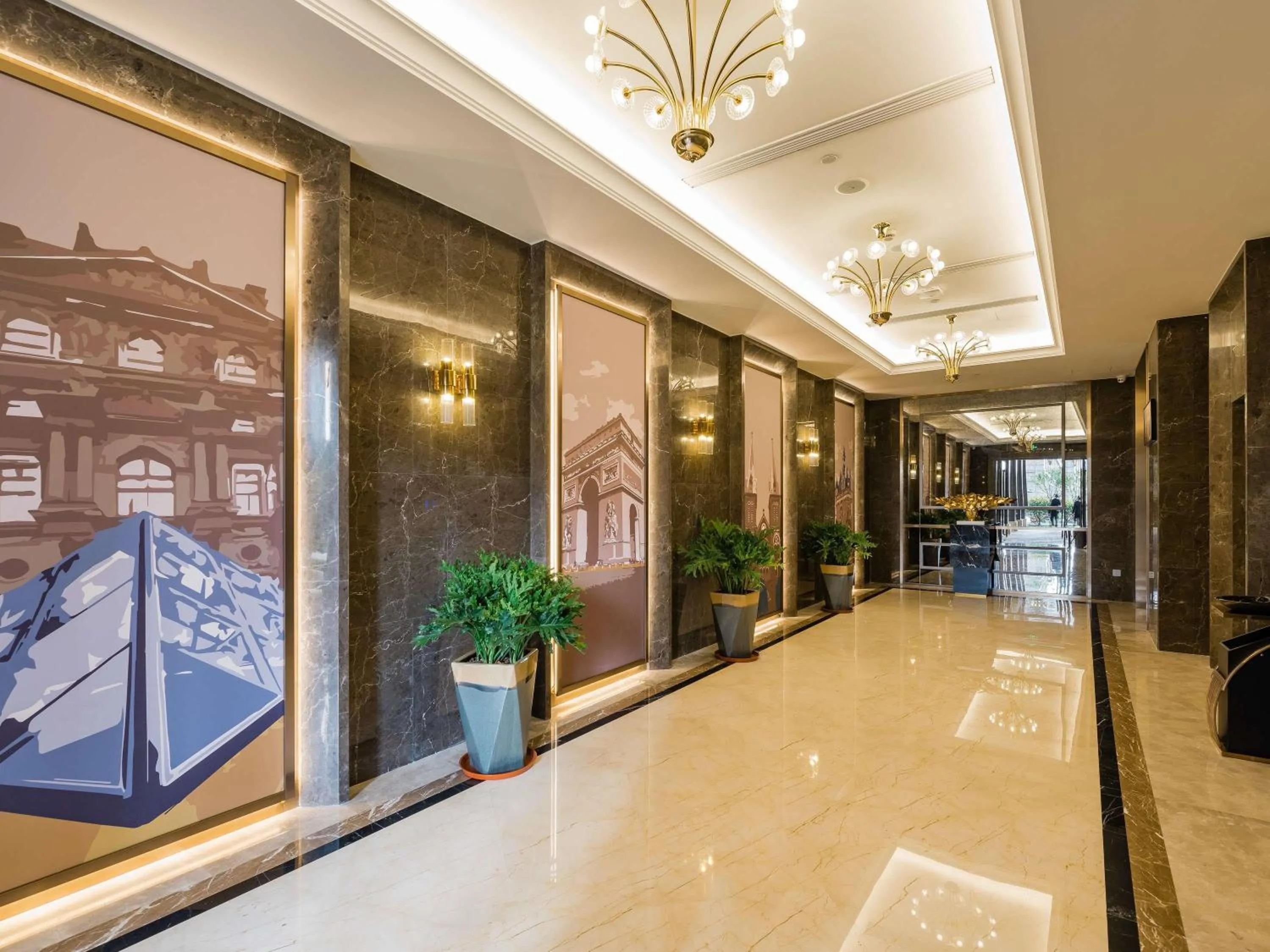 Property building in Mercure Changzhou Jintan